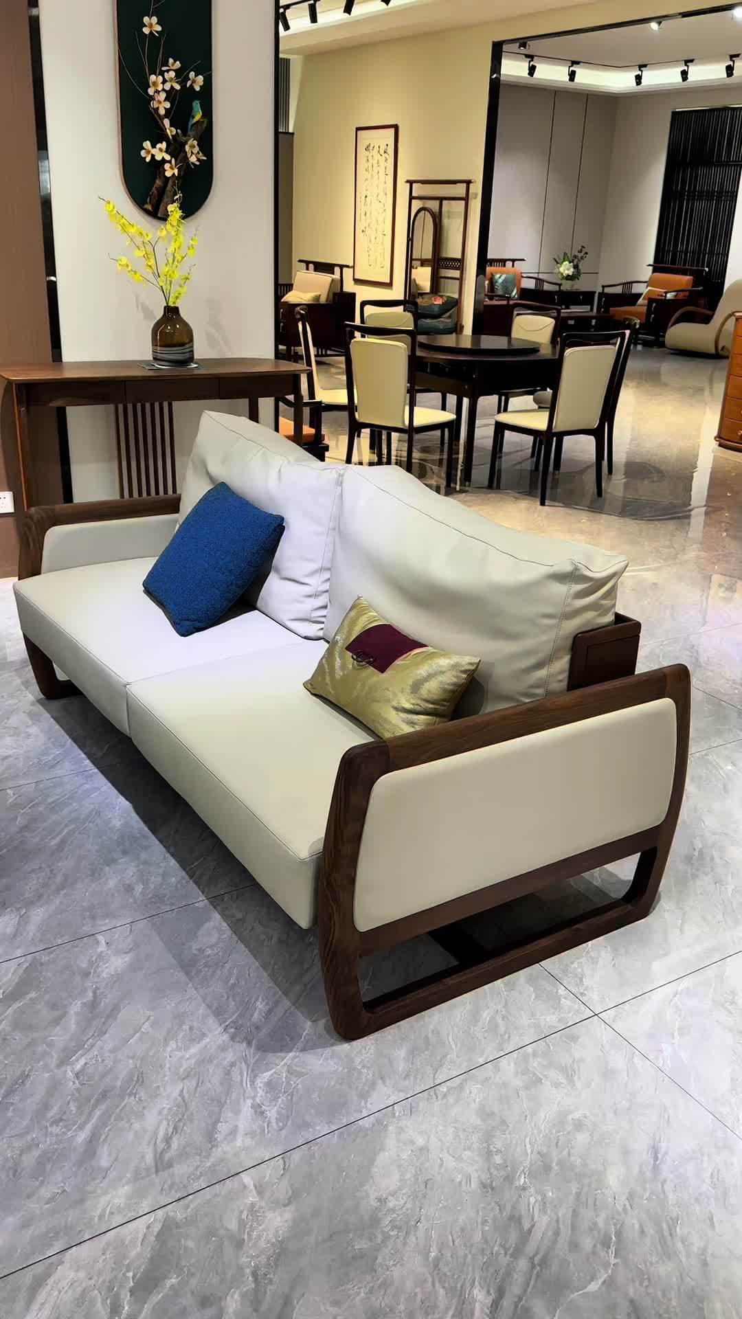 北美黑胡桃 实木家具 实木餐桌 家的样子-度小视