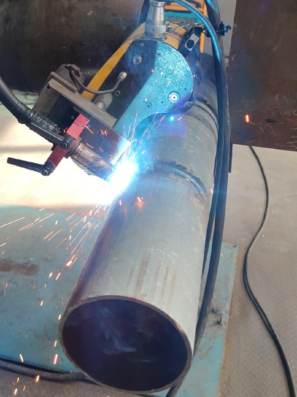 小管道高速根焊,单面焊双面成型 管道安装 焊接机器人 管道自动焊机