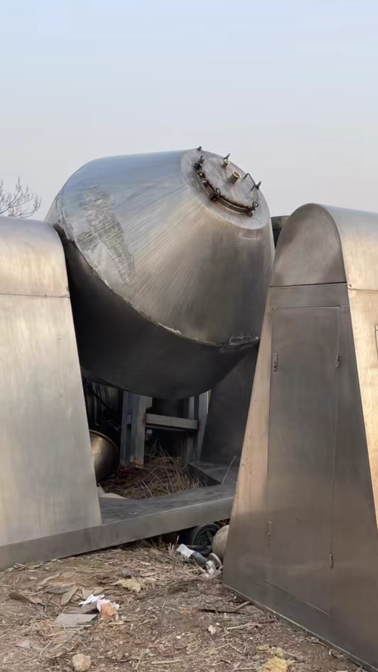 不锈钢双锥真空干燥机到货多台!