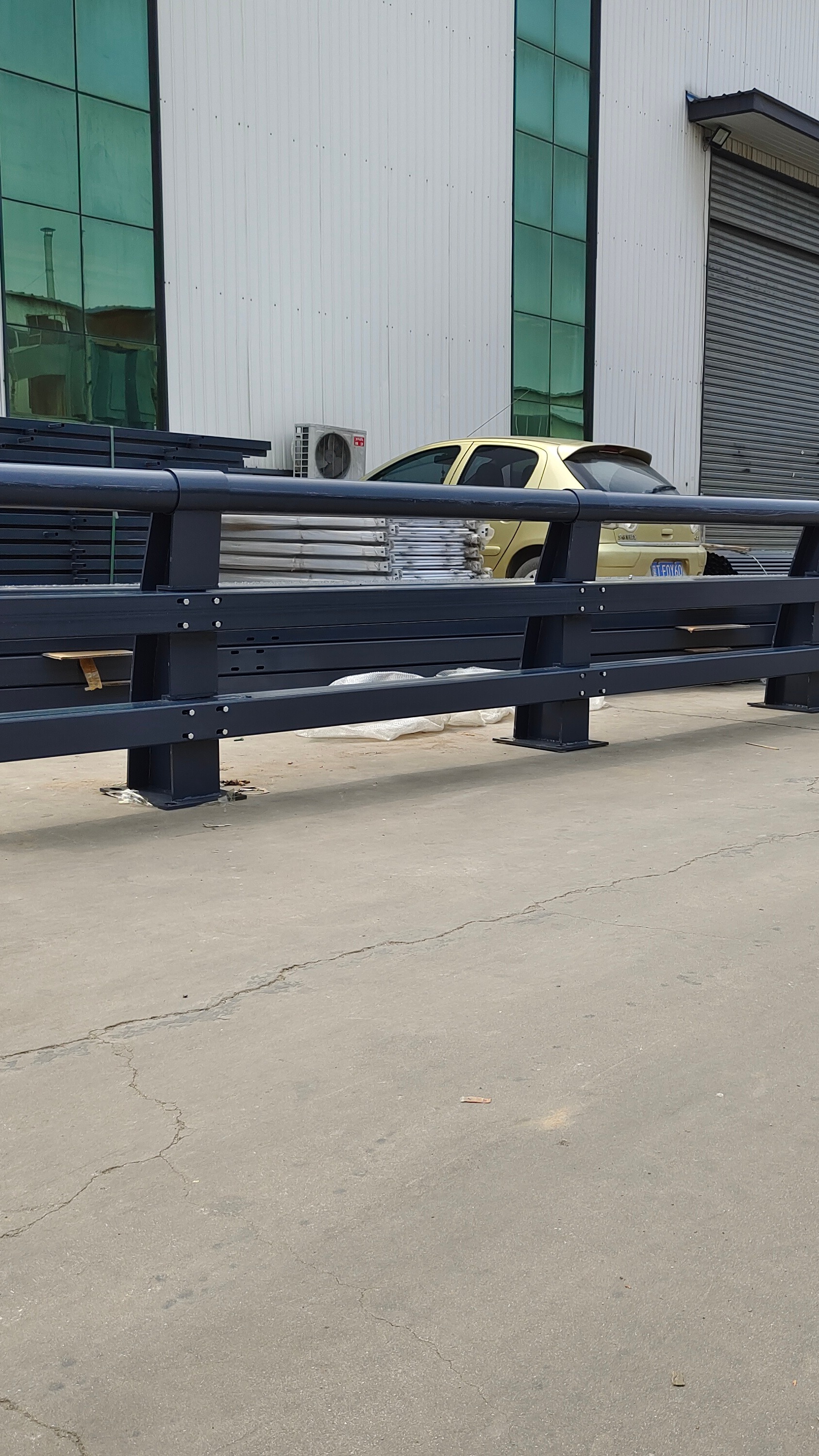 飞乐 桥梁防撞护栏 不锈钢复合管护栏杆 灯光景观道路防护栏