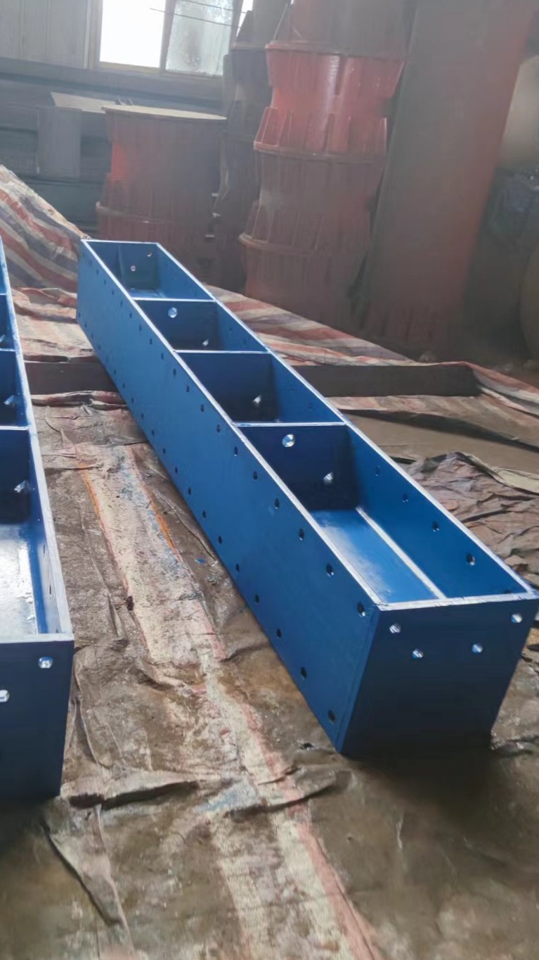 400型钢支撑焊缝平滑工整 防锈漆喷涂均匀