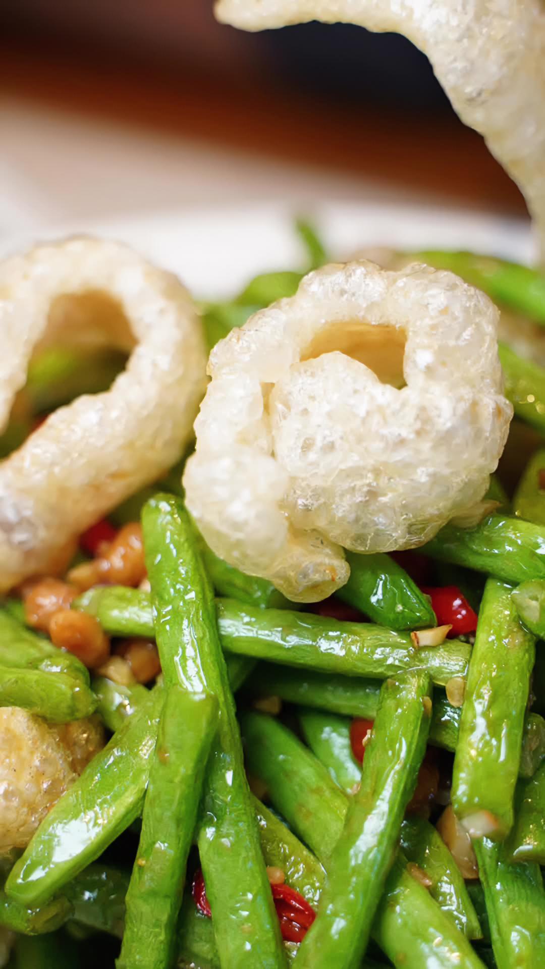 解密顶家家的四季豆炒油渣美食美食探店这家店回头客超多抖音美食