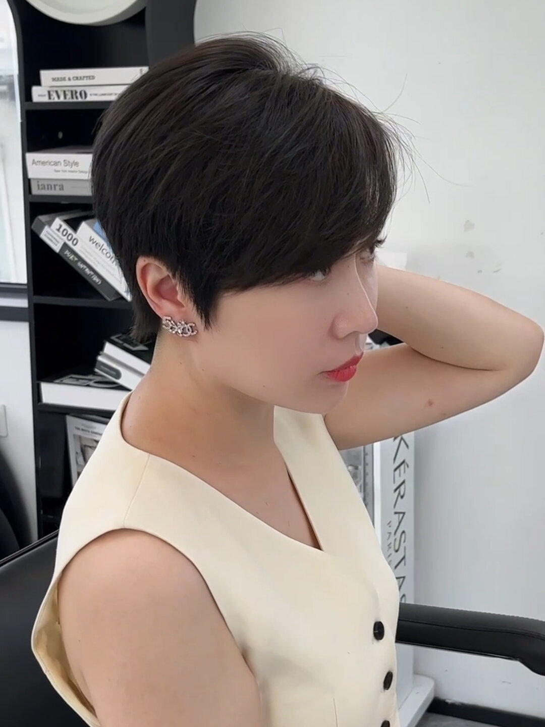 超短发 减龄 发型是自己对生活的一种态度