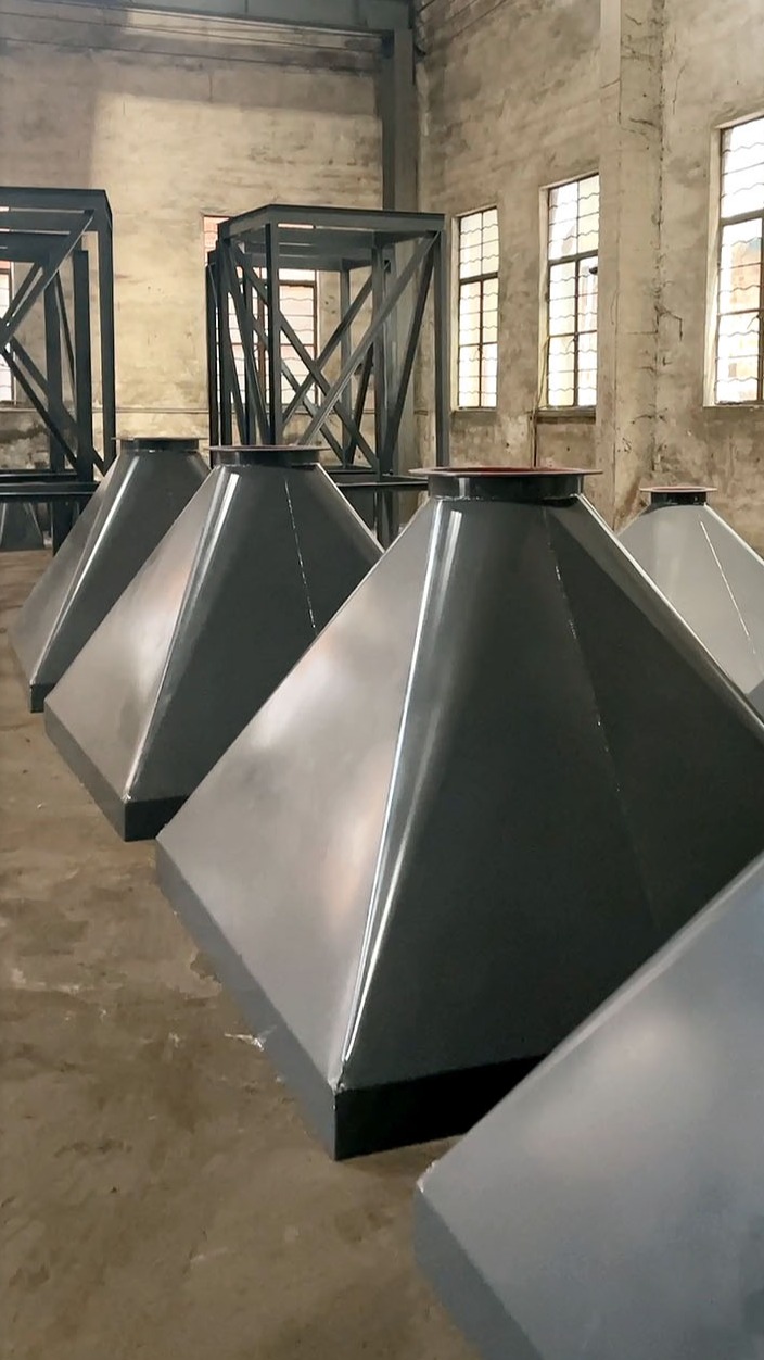 环保设备下料斗不锈钢机架钣金焊接加工-度小视