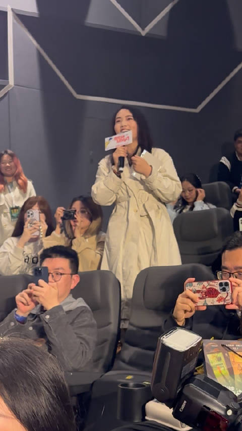 刘昊然唱世上只有妈妈好电影《你想活出怎样的人生》中国首映礼现场