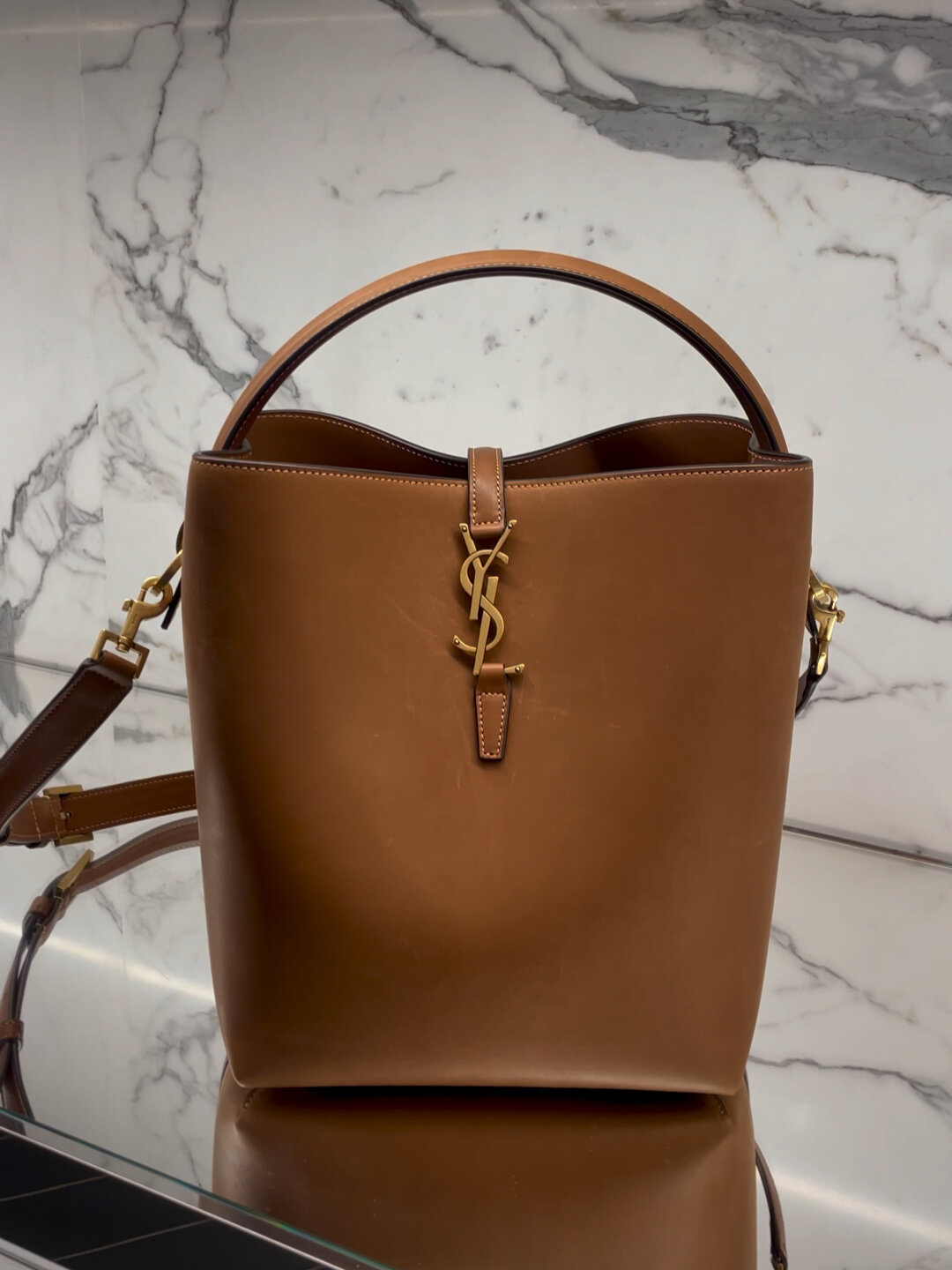 ysl le37 水桶包色