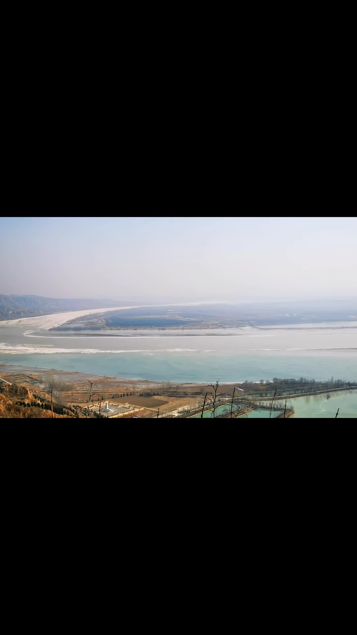 圣天湖位于山西省最南端秦,晋,豫三省交界处的芮城县陌南镇黄河之滨