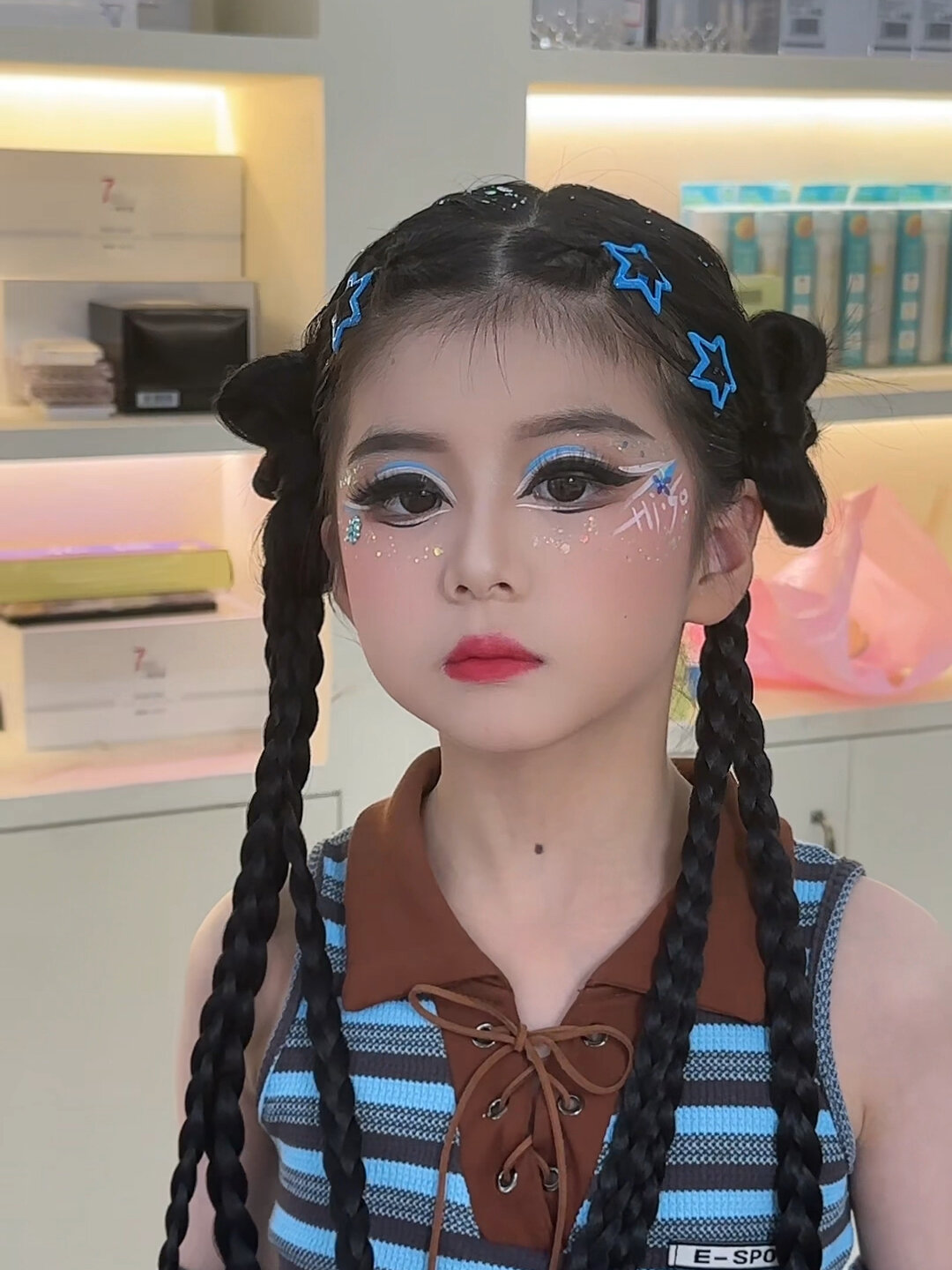 儿童舞台妆爵士舞妆容街舞妆容