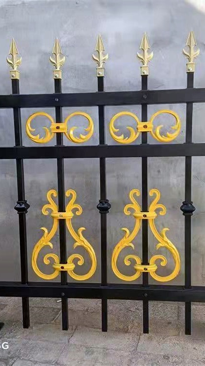铁艺栏杆 黄金枪尖围墙护栏 三横杆锌钢防护栏 冠耀-度小视
