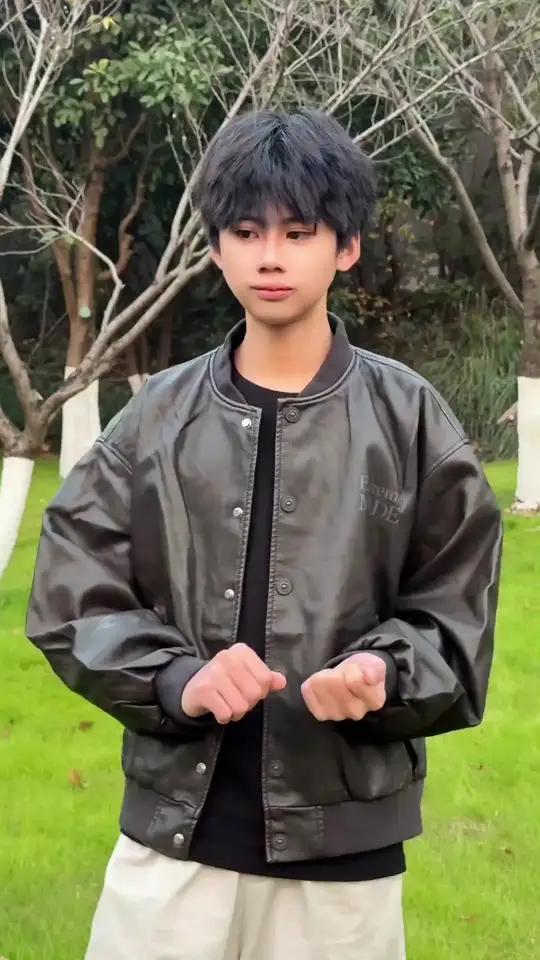 财迷公主手势舞 阳光男孩 治愈系笑容 雨田天宇 乐风家族 在 看我们的