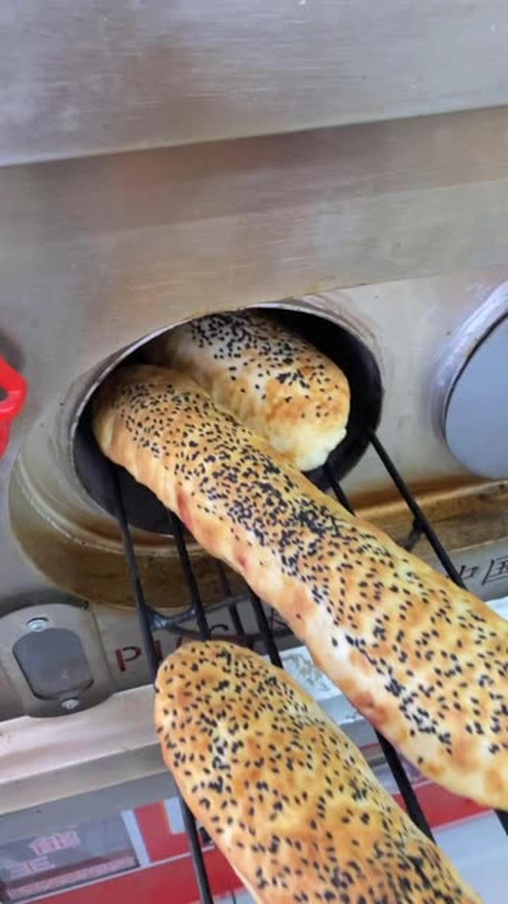 糖鼓火烧 甜口的,鼓鼓的,所以叫糖鼓