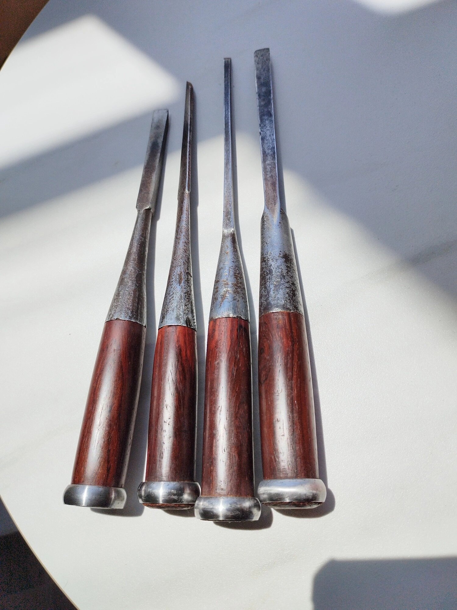 木工凿子如何装把