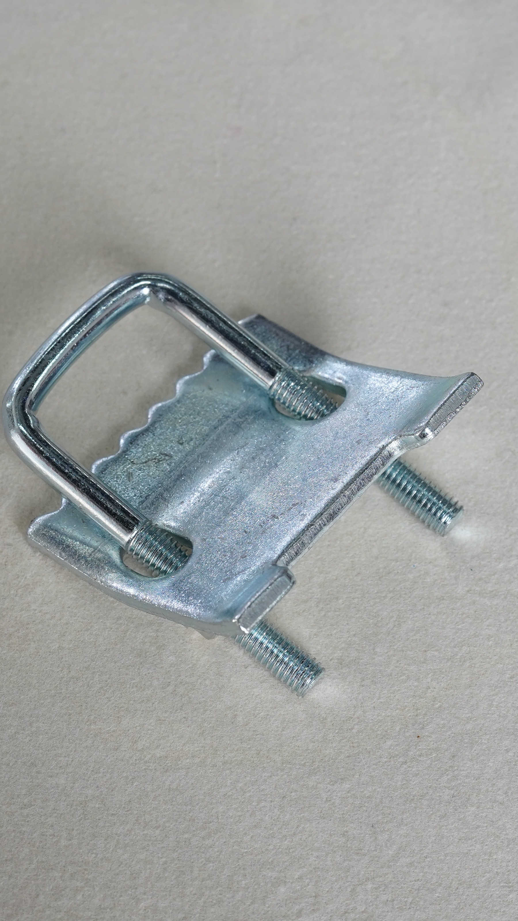 抗震支架带齿压板工字钢固定夹c型钢压板u型卡展示