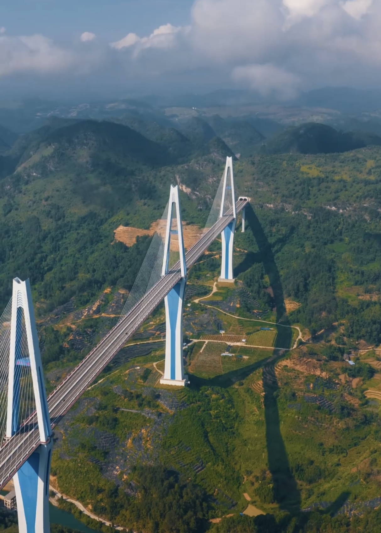 雄姿横空,被贵州的"天空之桥"惊艳了!