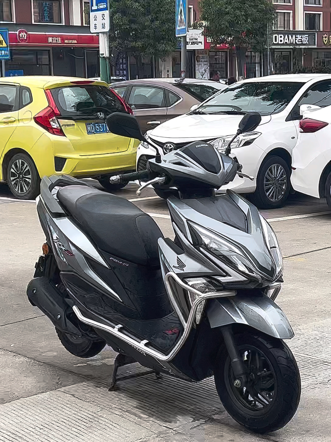 19年本田裂行rx125