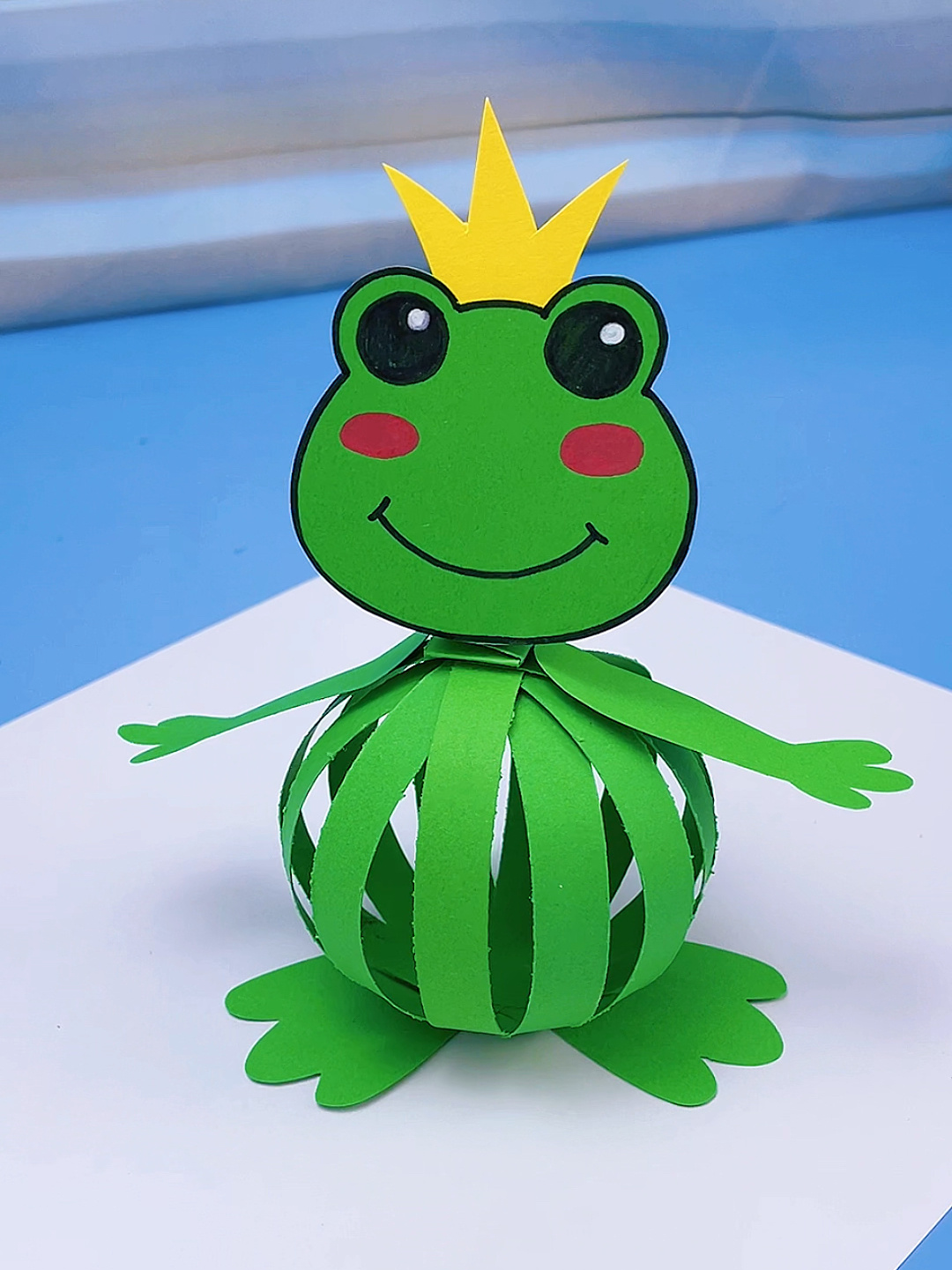 可爱的弹跳小青蛙手工