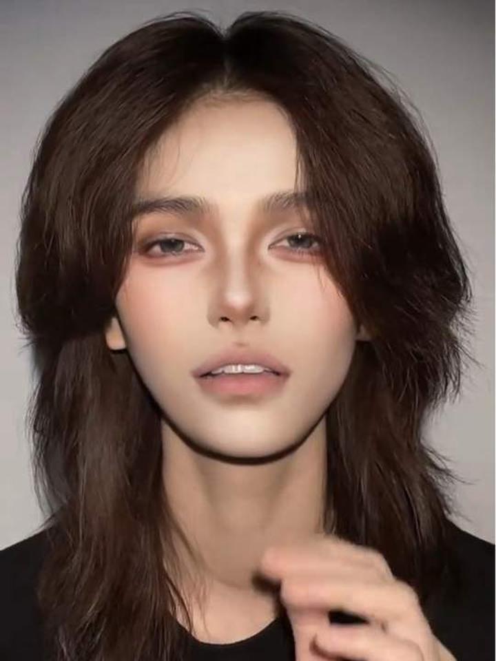 这个拥有冷脸,厌世脸的 180 天秤早期萌感十足