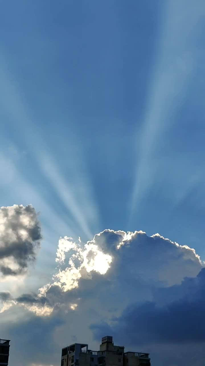 丁达尔效应 随手拍天空 云彩☁ 手机摄影 手机摄影