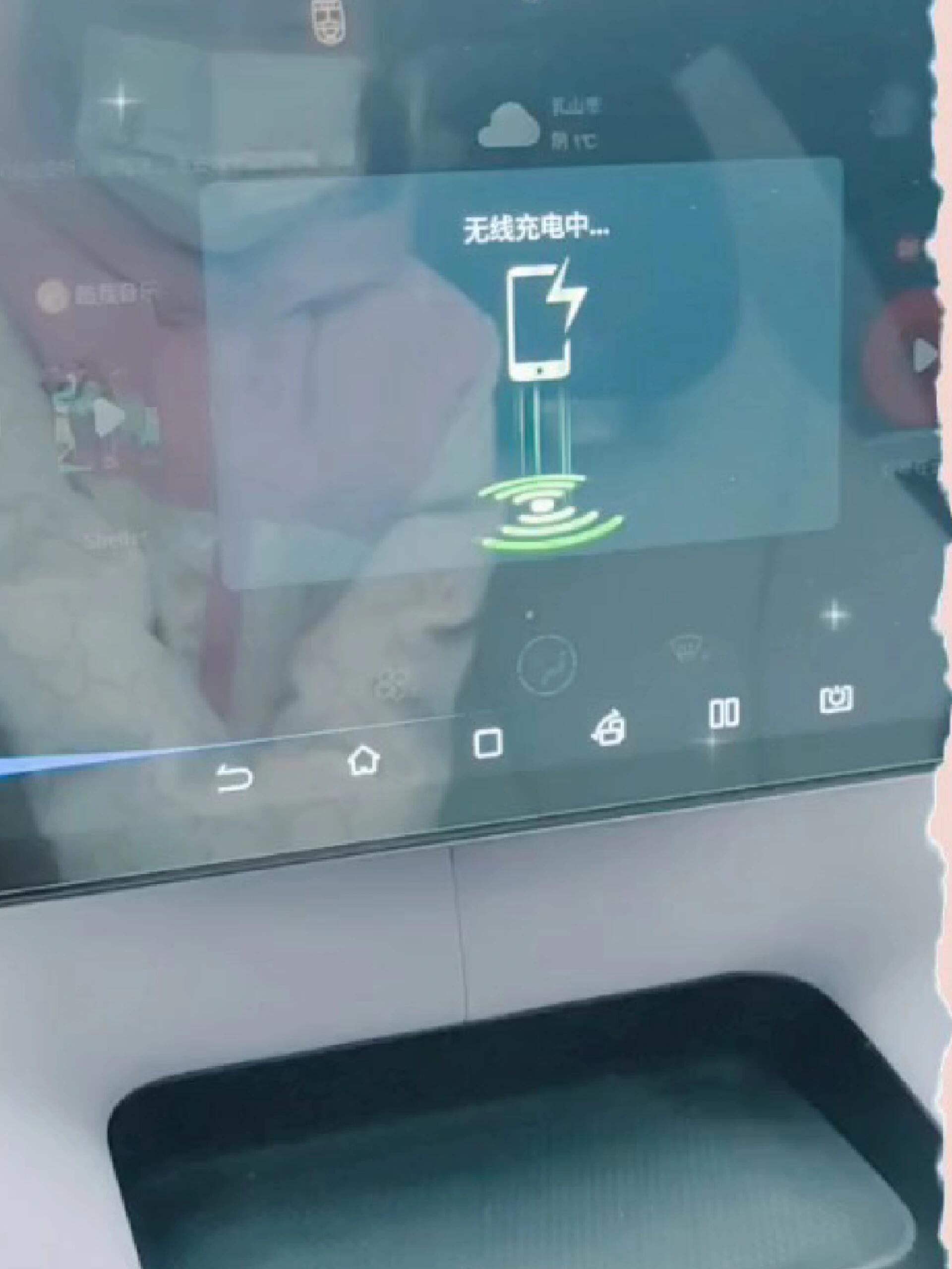 vivox100pro配海豚无线充电完美!