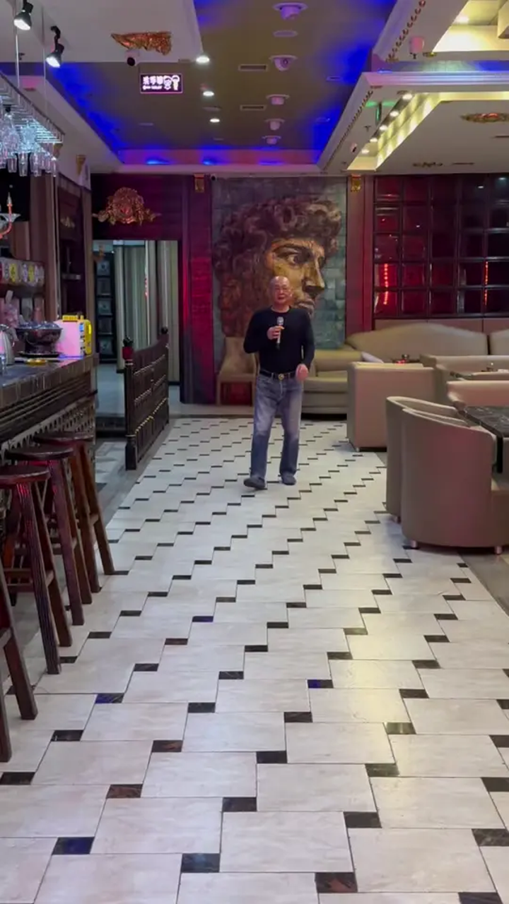 鸿运大舞台欢迎您的光临!