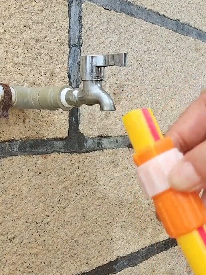 水龙头接软管老是掉试试多功能软水管接头