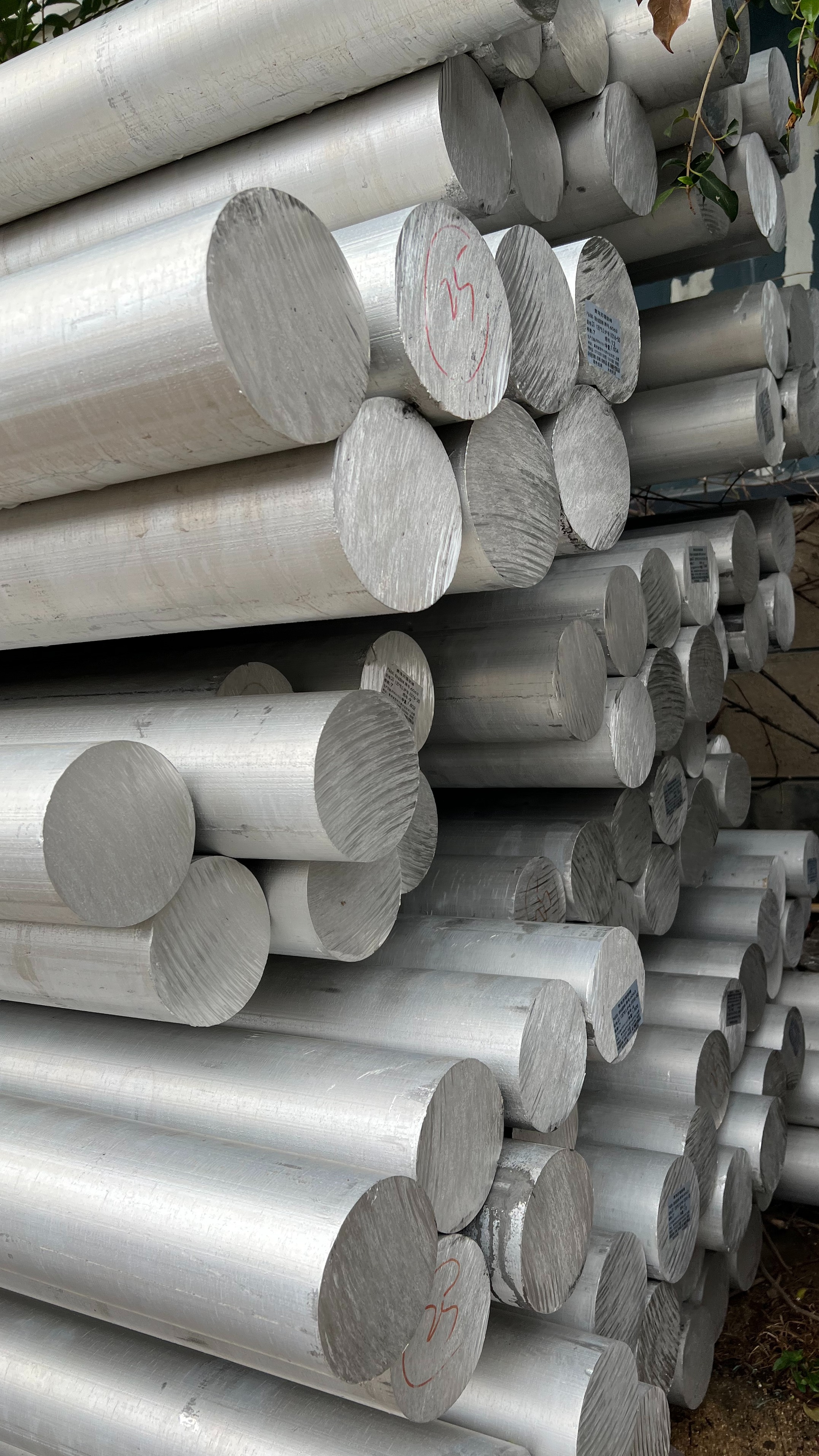 光伏铝合金梯形夹具 铝合金导轨 光伏压块原材料