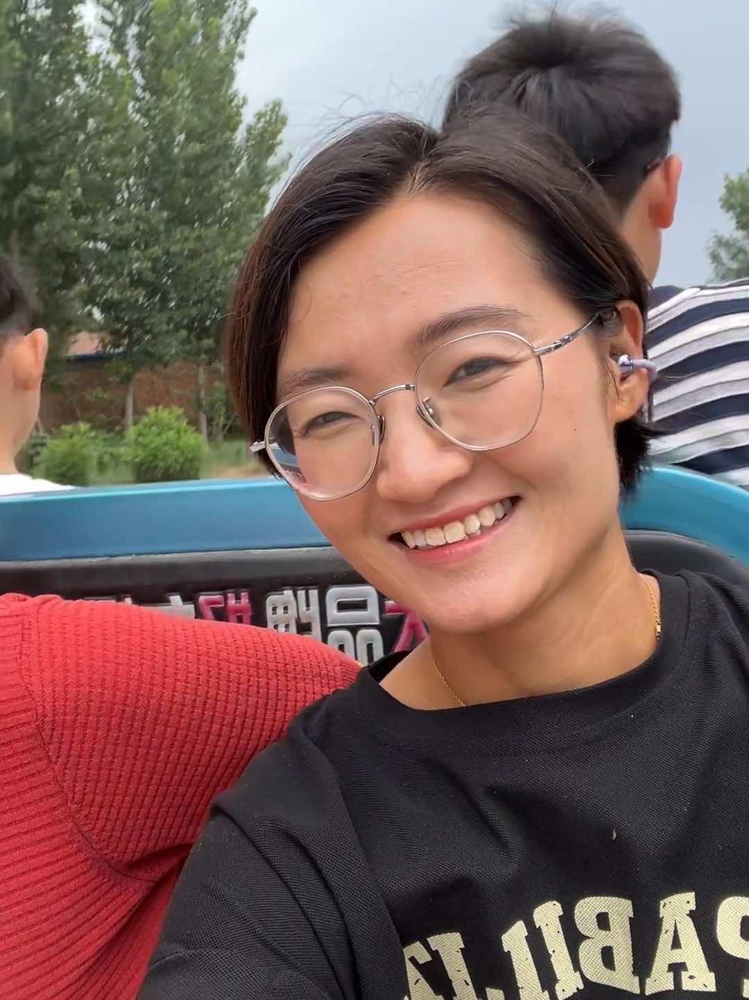 现如今回家来,却发觉老妈也有了高血压,体质一日不如一日,而老爸的