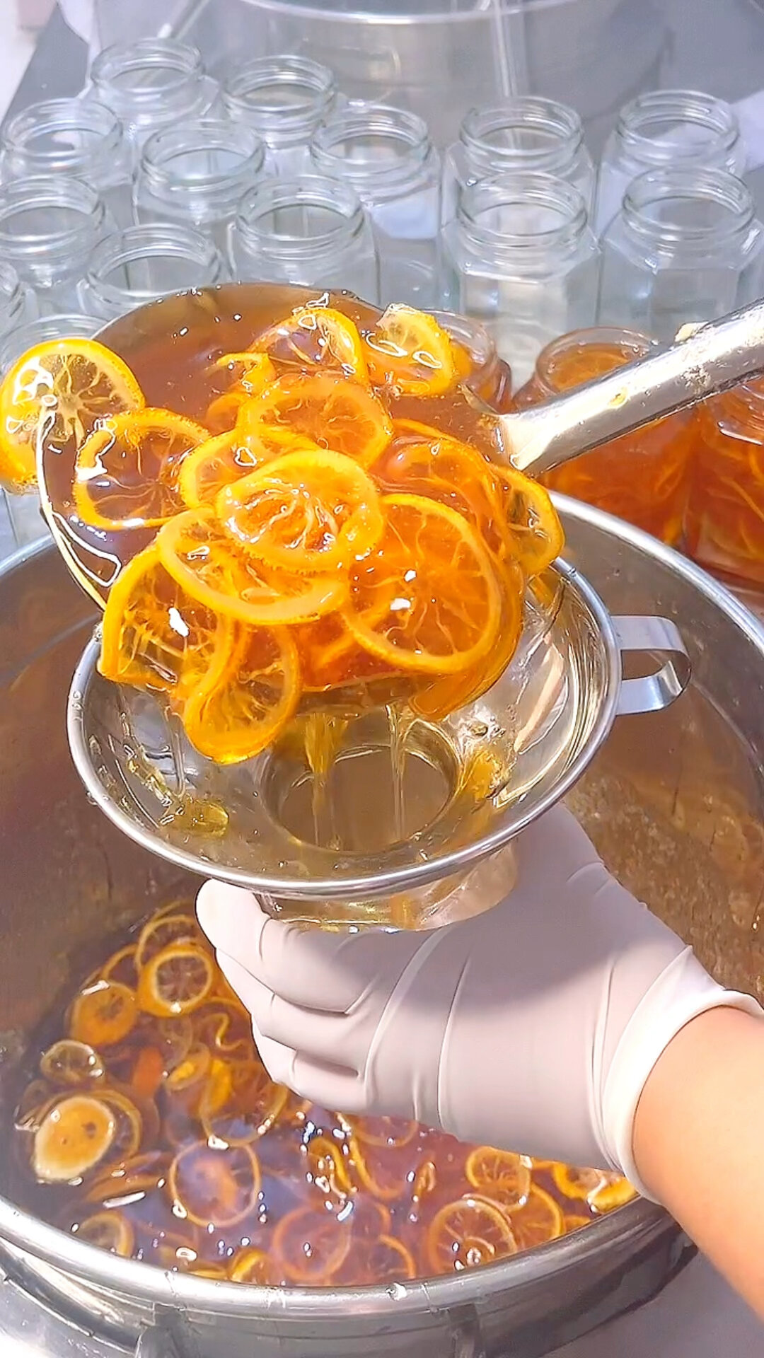 不加一滴水熬的冰糖雪梨柠檬膏梨汁去核榨汁反复几次过滤冰糖小火