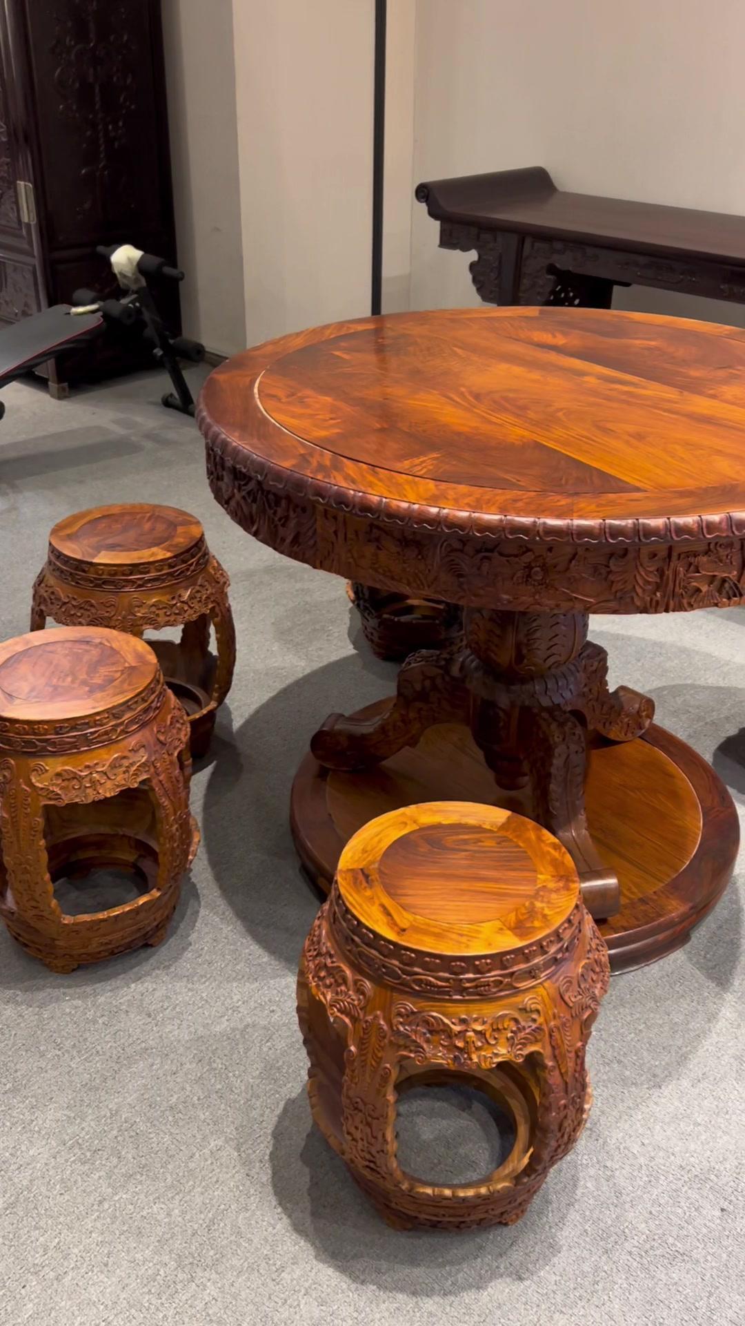 红木家具 大红酸枝 家具 手艺人 海南黄花梨 越南黄花梨全老料五子