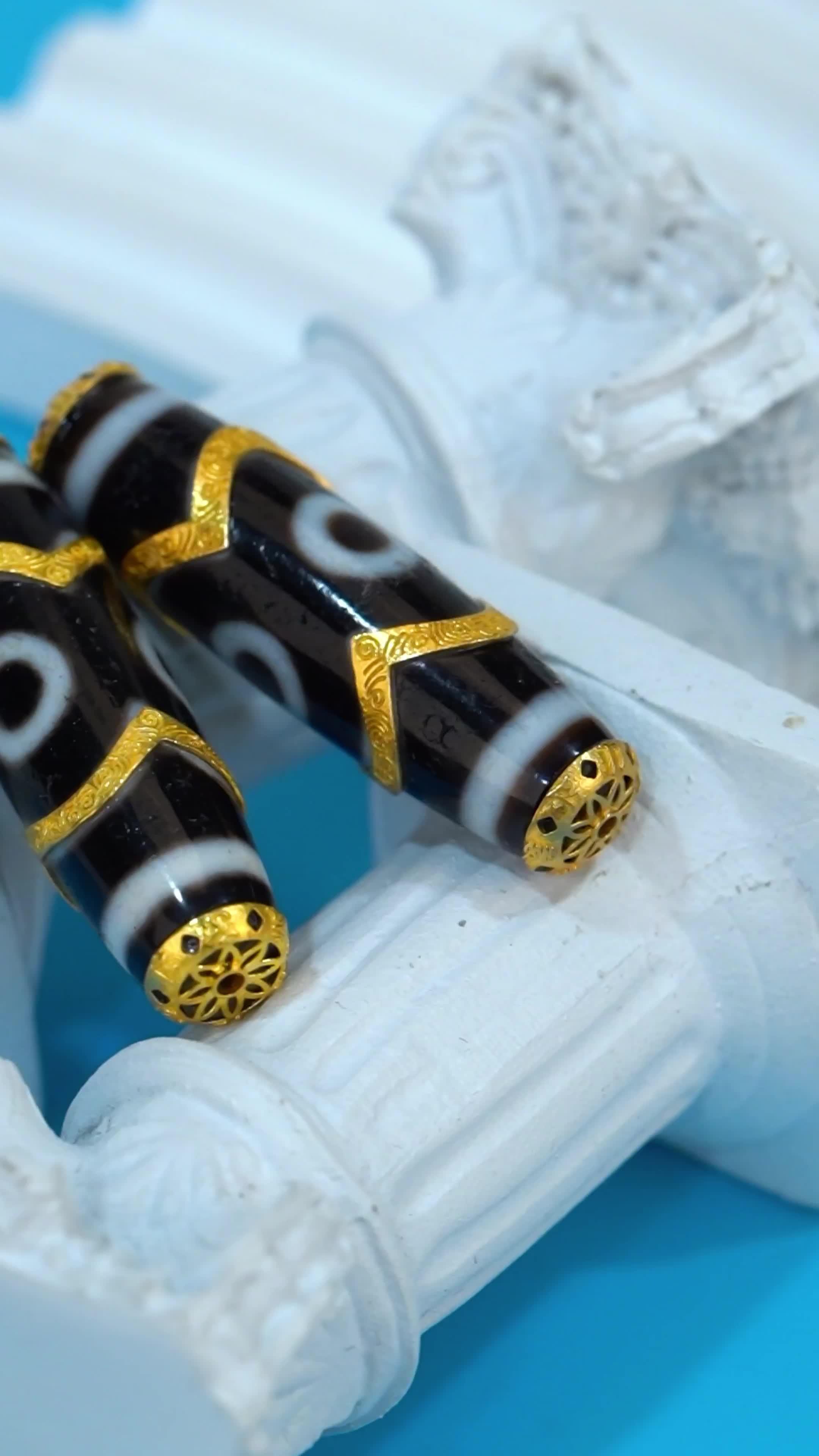 金镶三眼天珠 天珠-度小视