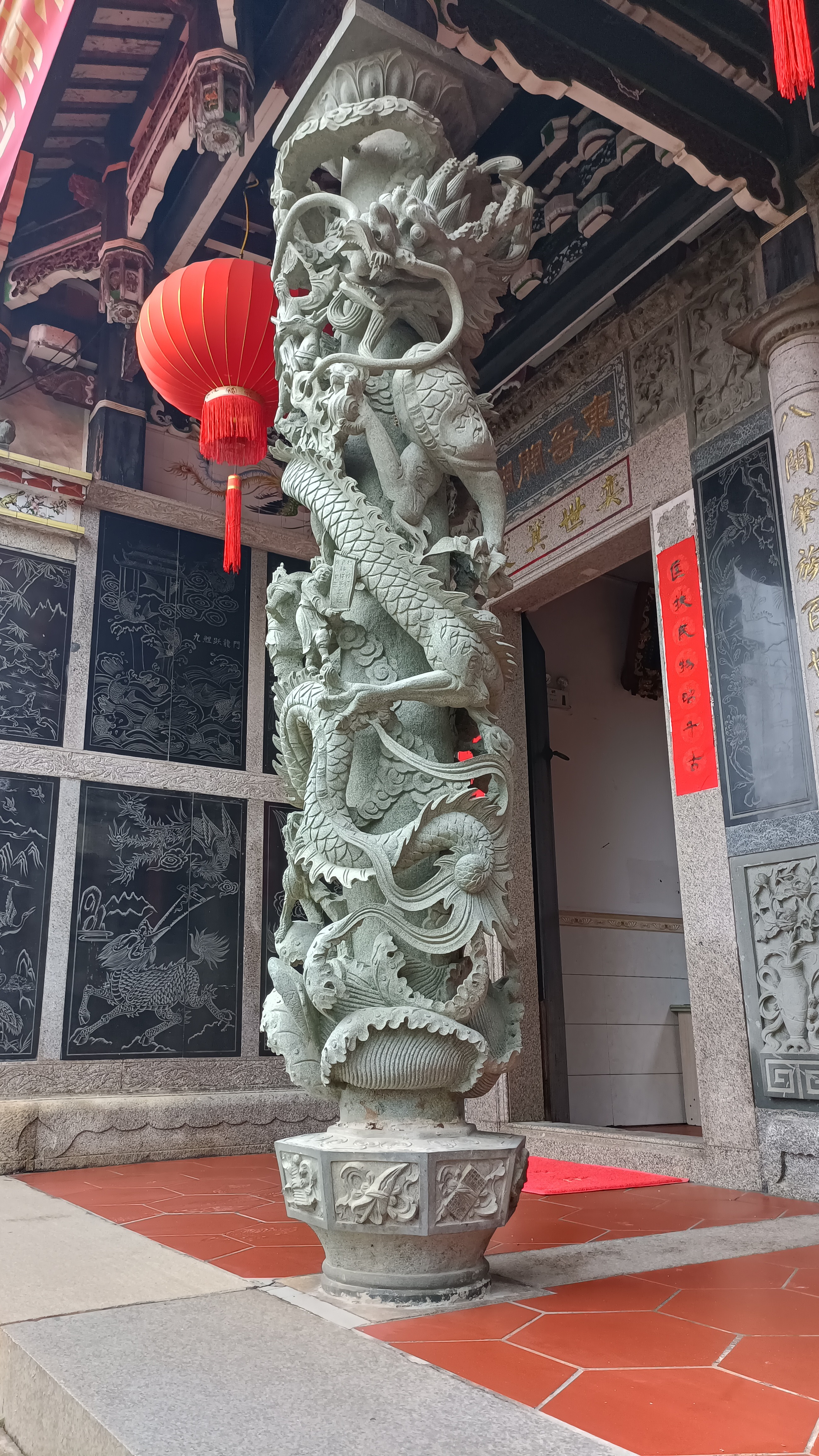 仿古青石盘龙柱雕刻寺庙祠堂古建石雕龙柱子加工 立体雕花