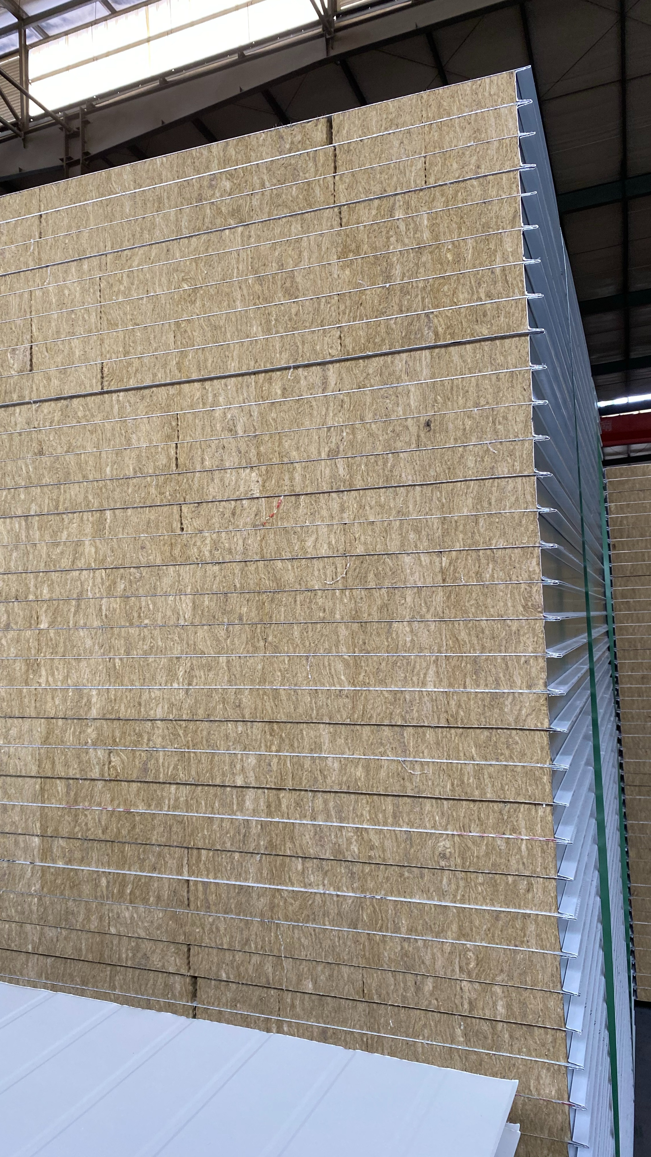 汉永 岩棉净化板 夹芯彩钢板 机制彩钢夹芯板 车间净化防火板