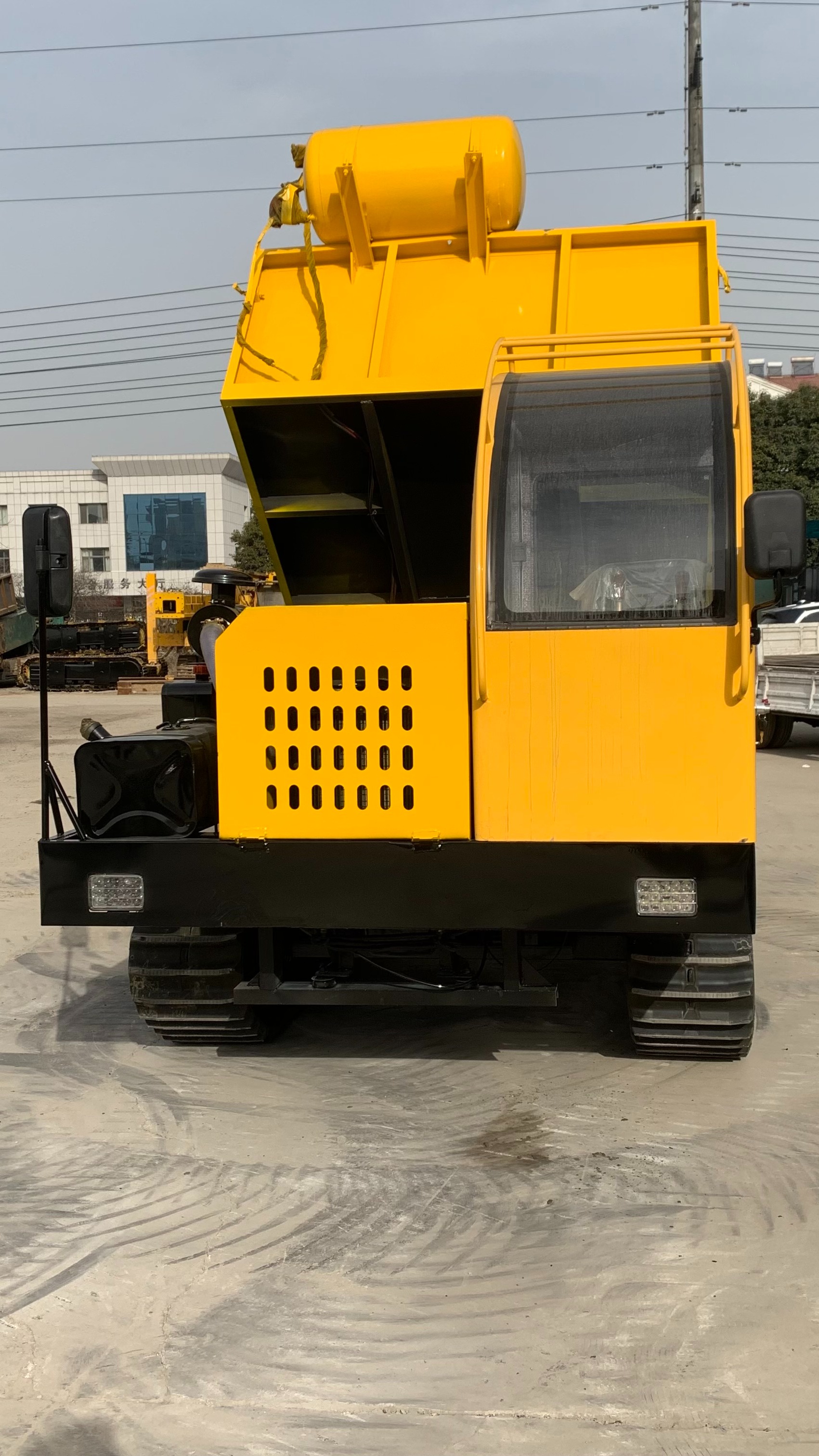 10吨座驾履带运输车 全地形爬山虎-度小视