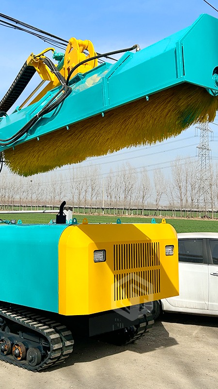 光伏板清洗车的介绍