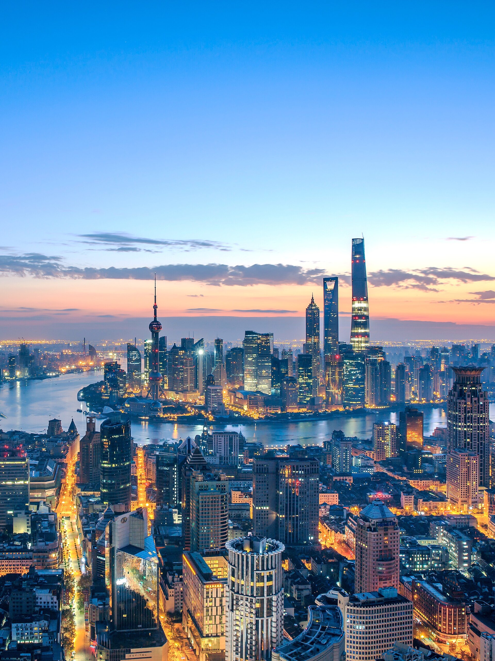 上海陆家嘴规划发展的启示