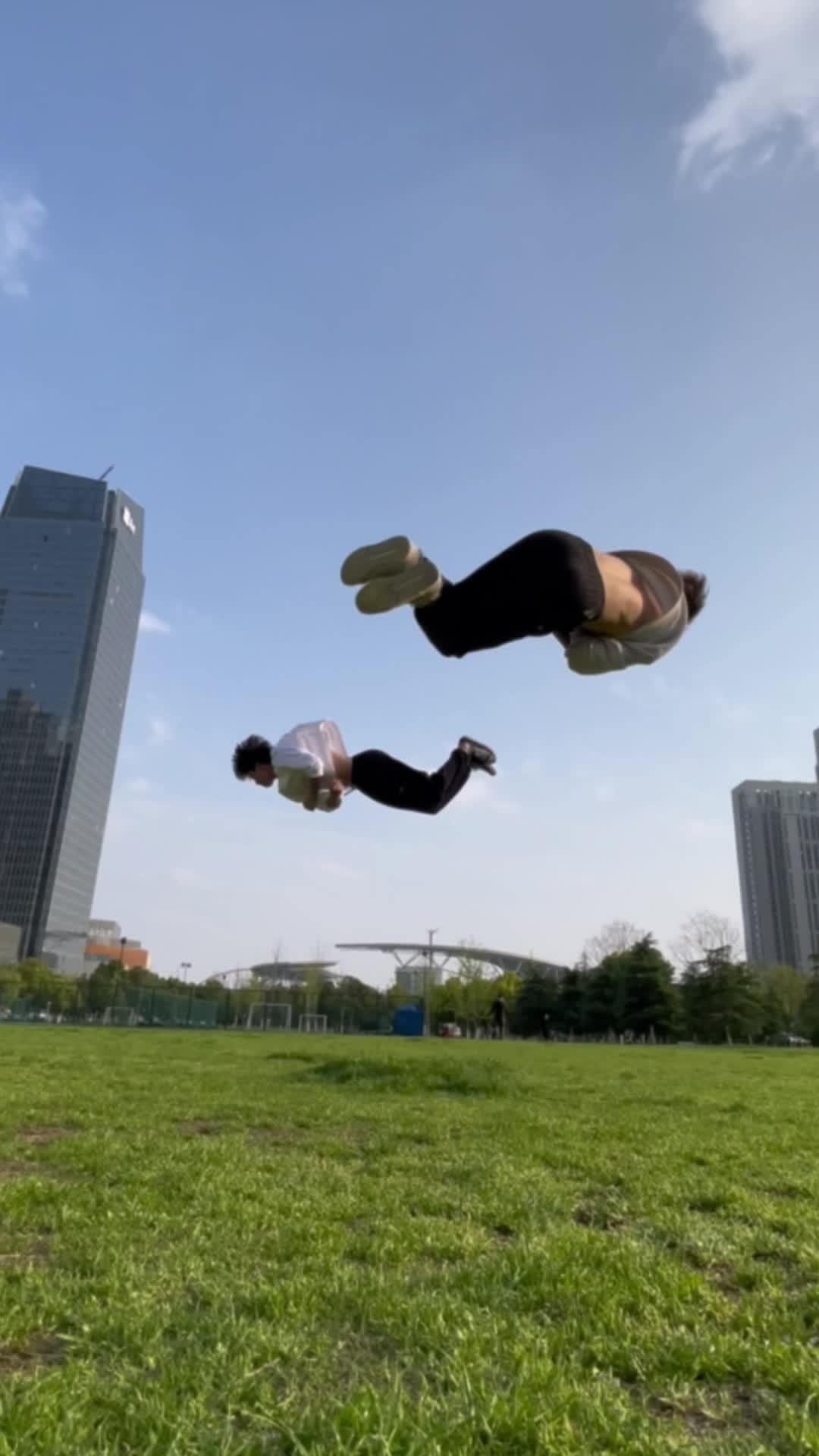 合肥空翻特技 舞蹈技巧 体育表演 健美操空翻速成培训 摸地旋风 空翻