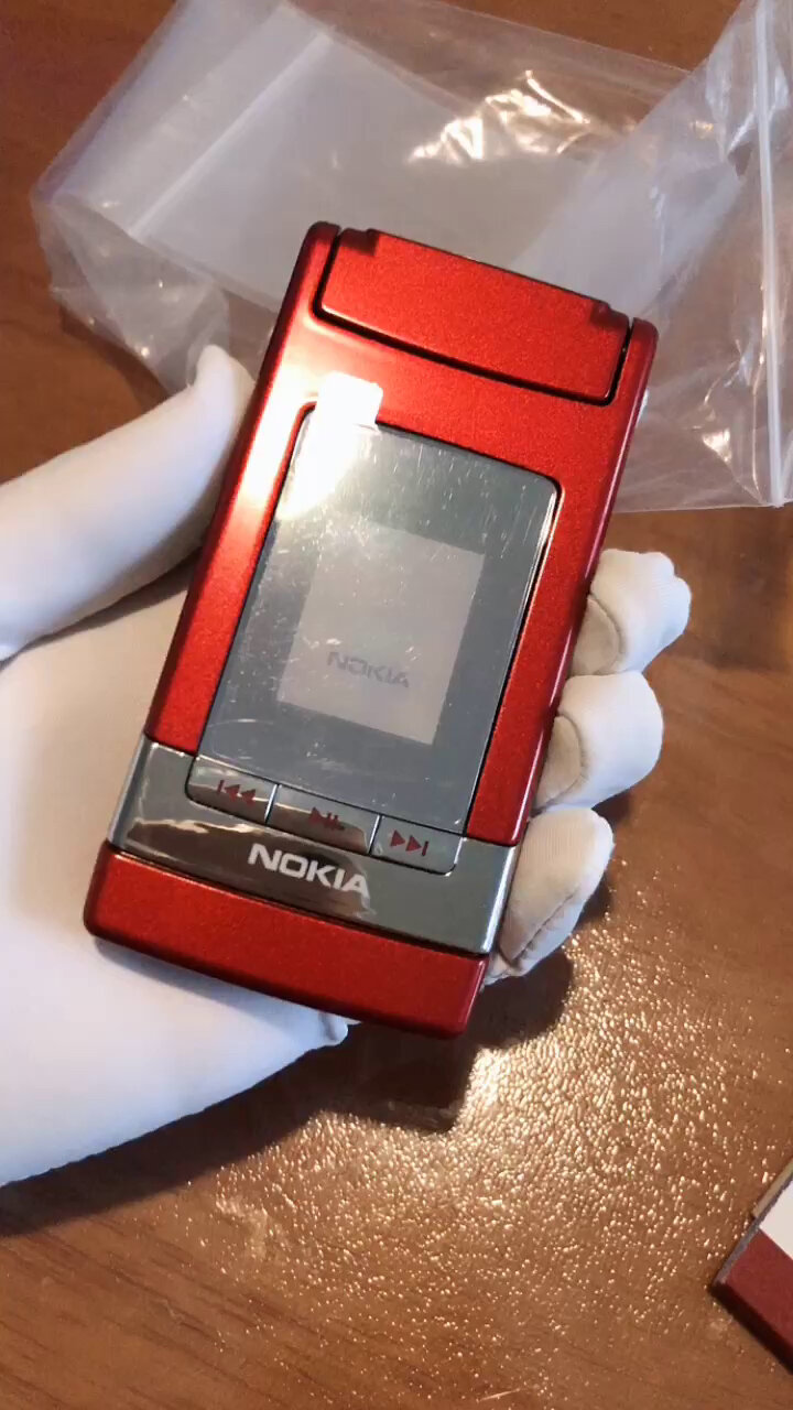 诺基亚n76