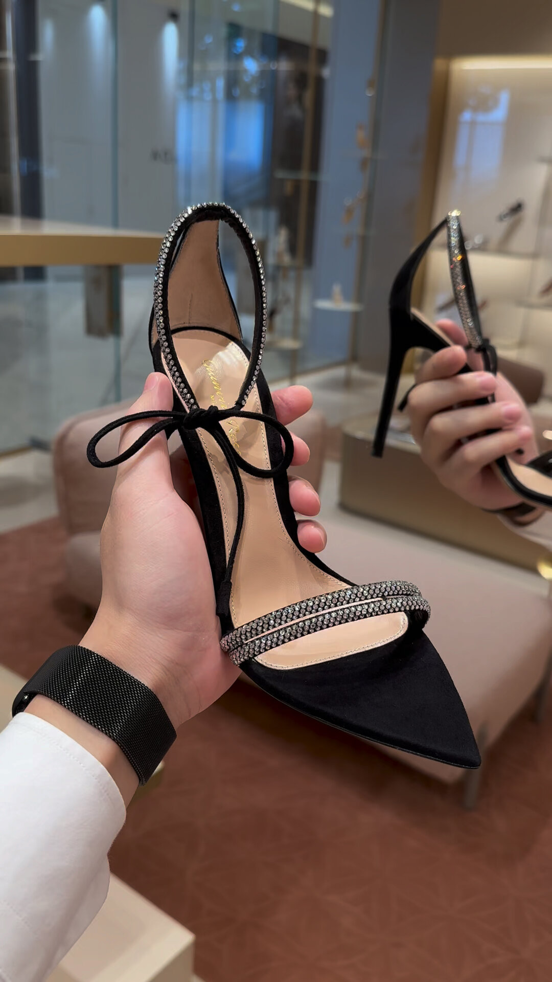 gianvito rossi水晶绑带高跟凉鞋谁穿谁好看