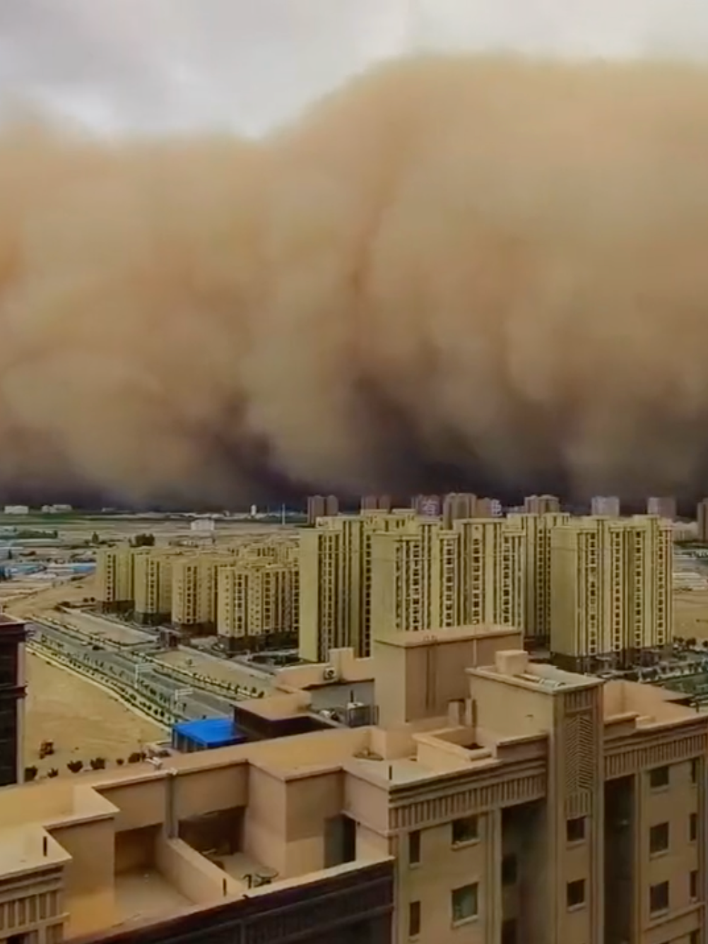 喀什 沙尘暴图片