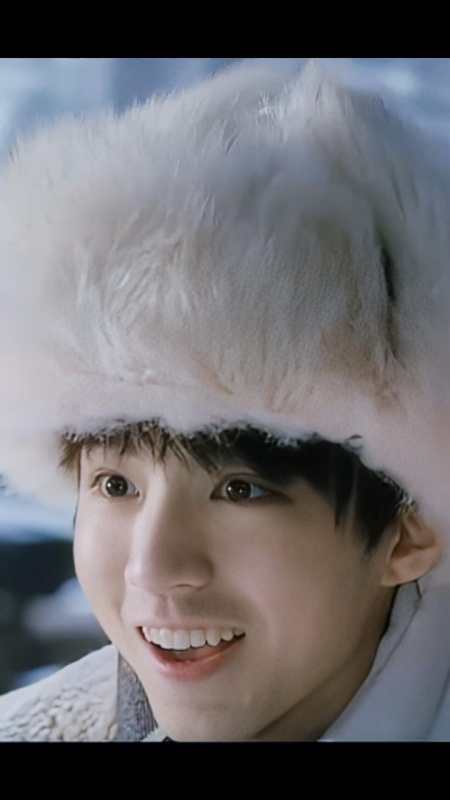 王俊凯 天坑鹰猎 万里归途 颜值 少年感-度小视