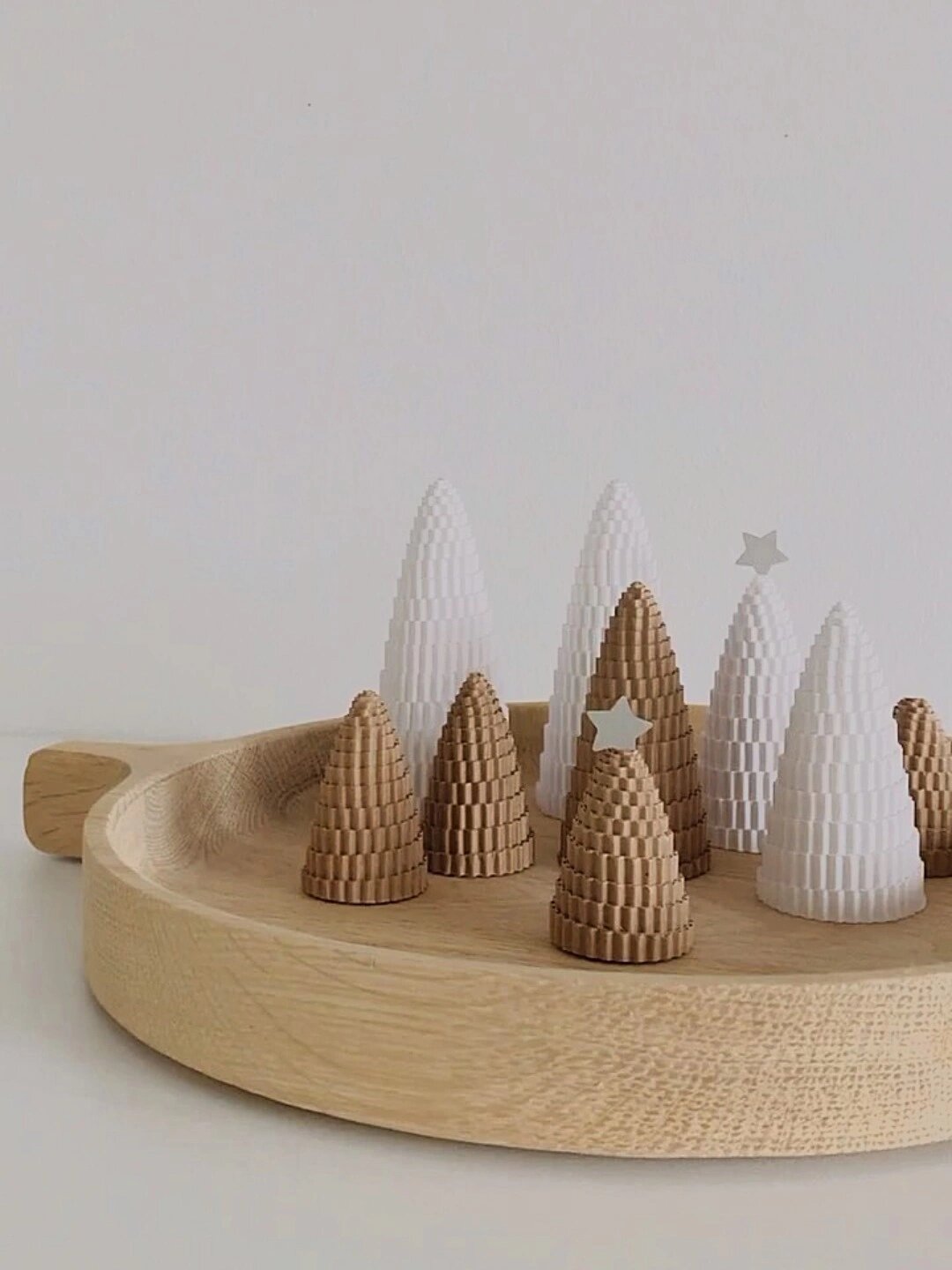 瓦楞纸圣诞树的折法