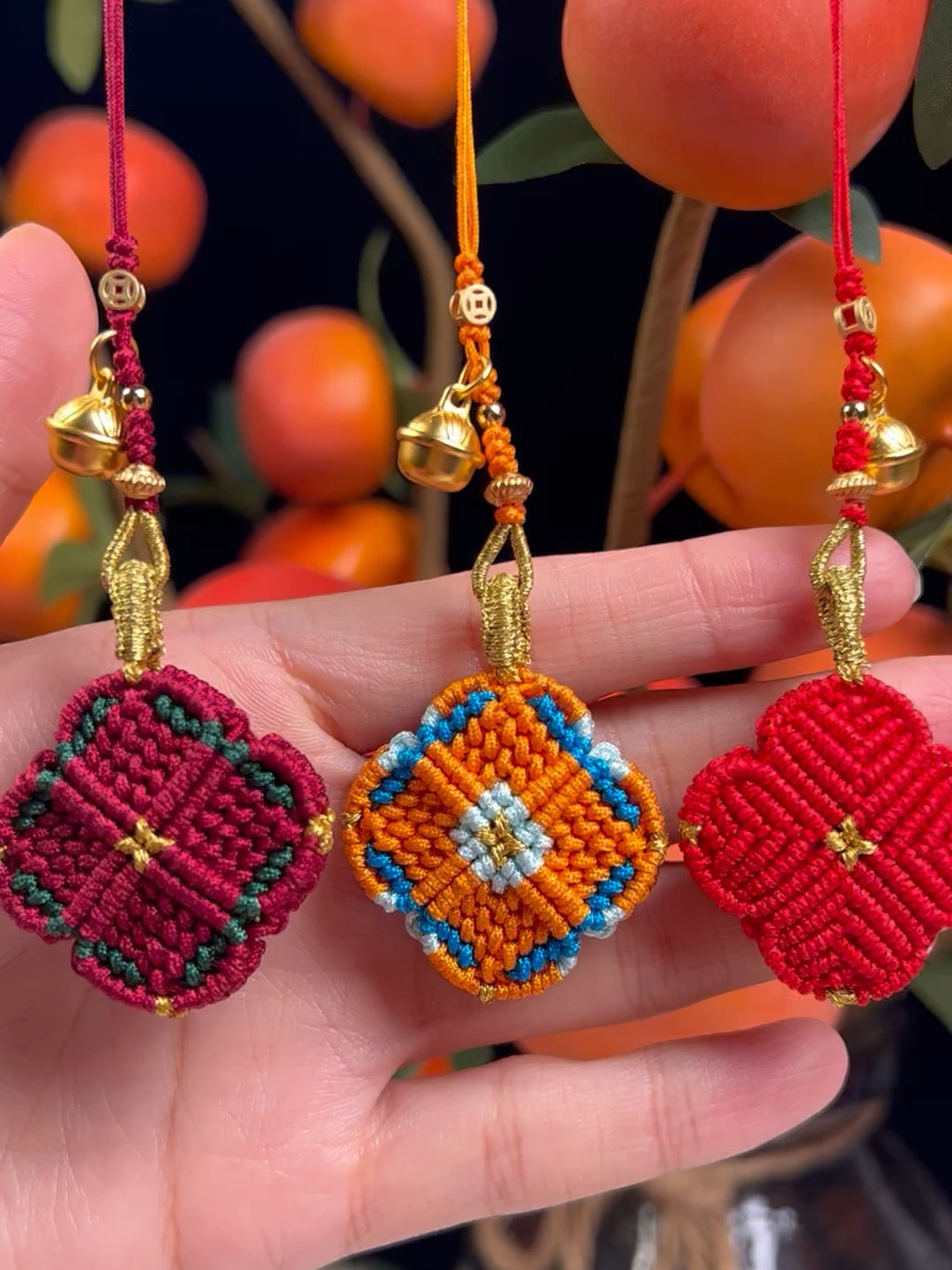 四叶草香囊挂件的编织方法,编绳视频教程