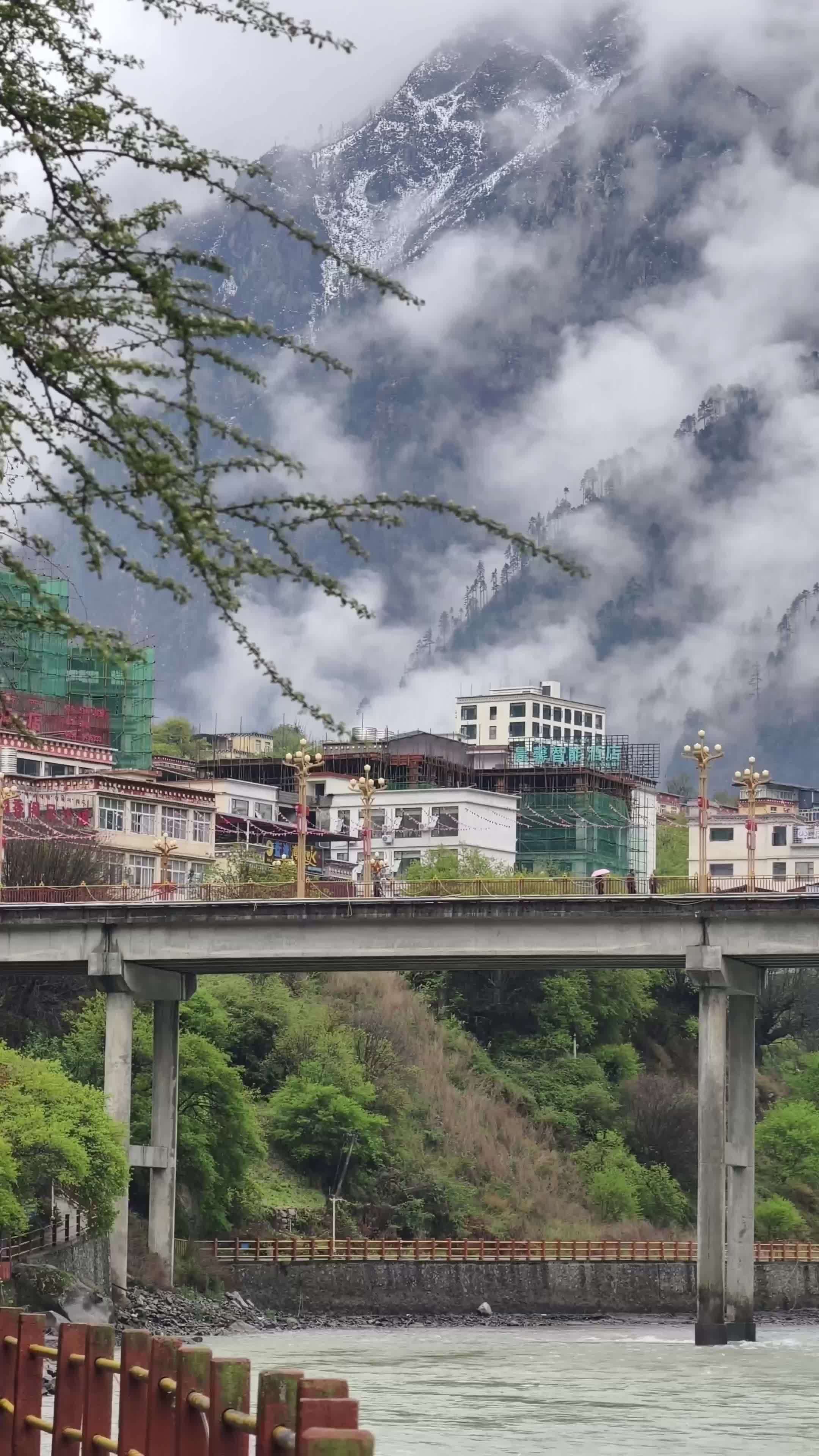 察隅纺织厂