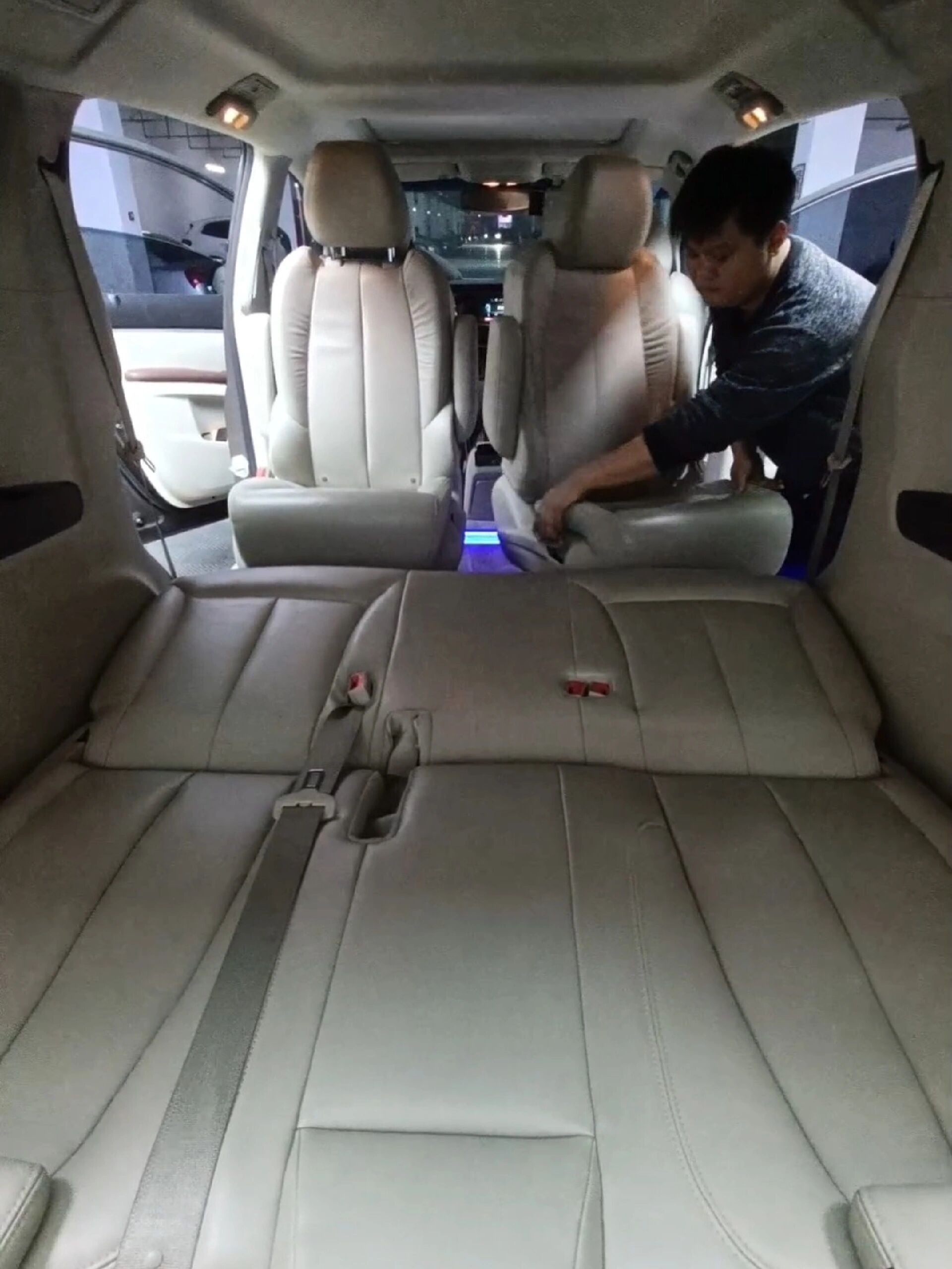 别克gl8座椅旋转,座椅放平升级!
