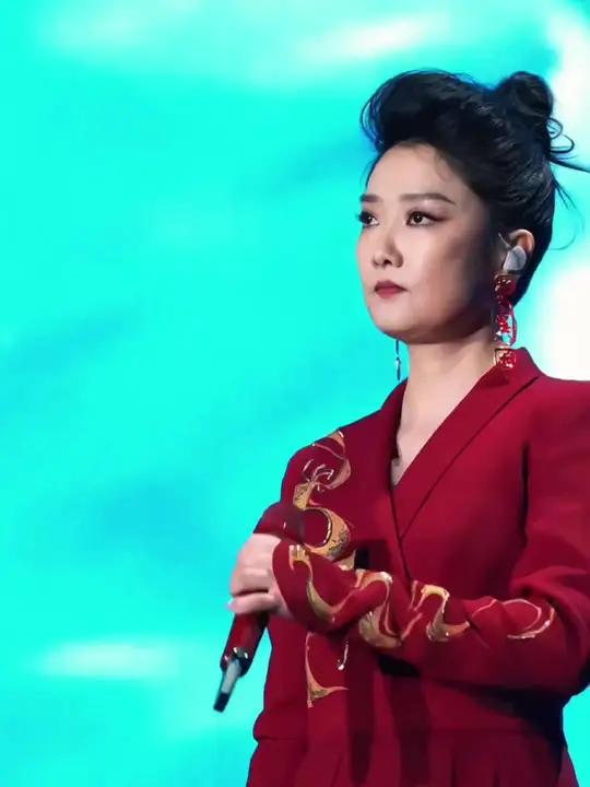 凤凰传奇 海底 玲花曾毅 凤凰传奇演唱会 凤凰传奇咸阳演唱会