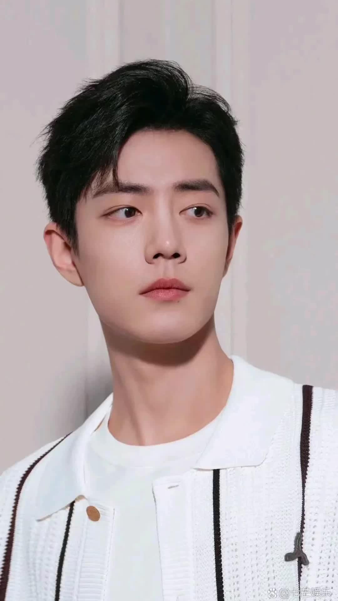 向全世界安利肖战 完美侧颜杀 热爱可抵岁月漫长 肖战 星河滚烫你是