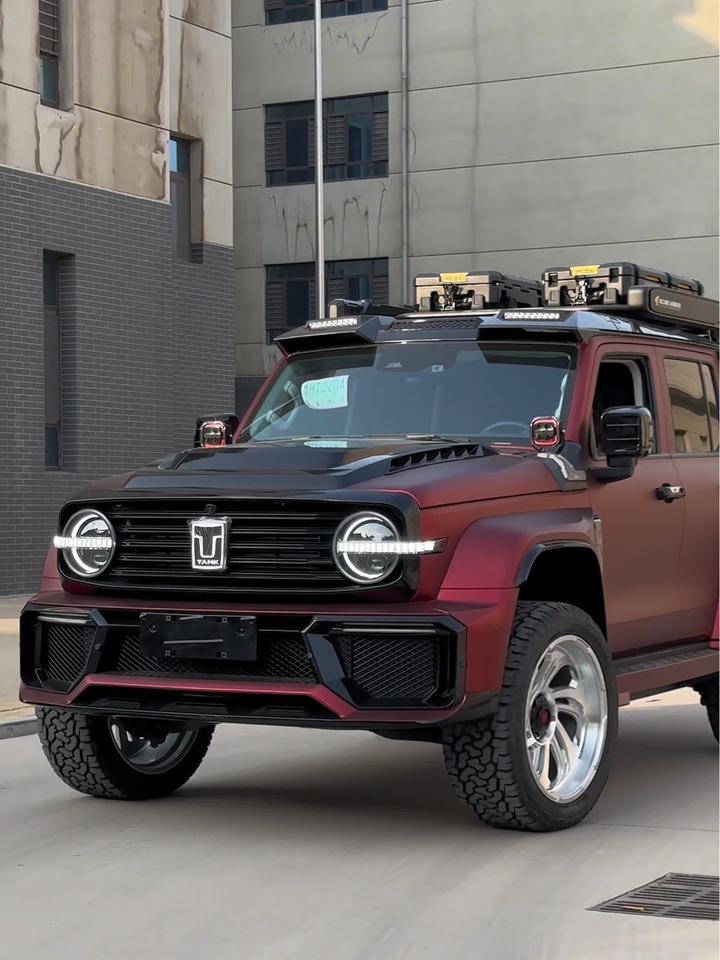 20万左右的硬派越野车,还是坦克最能打吧!