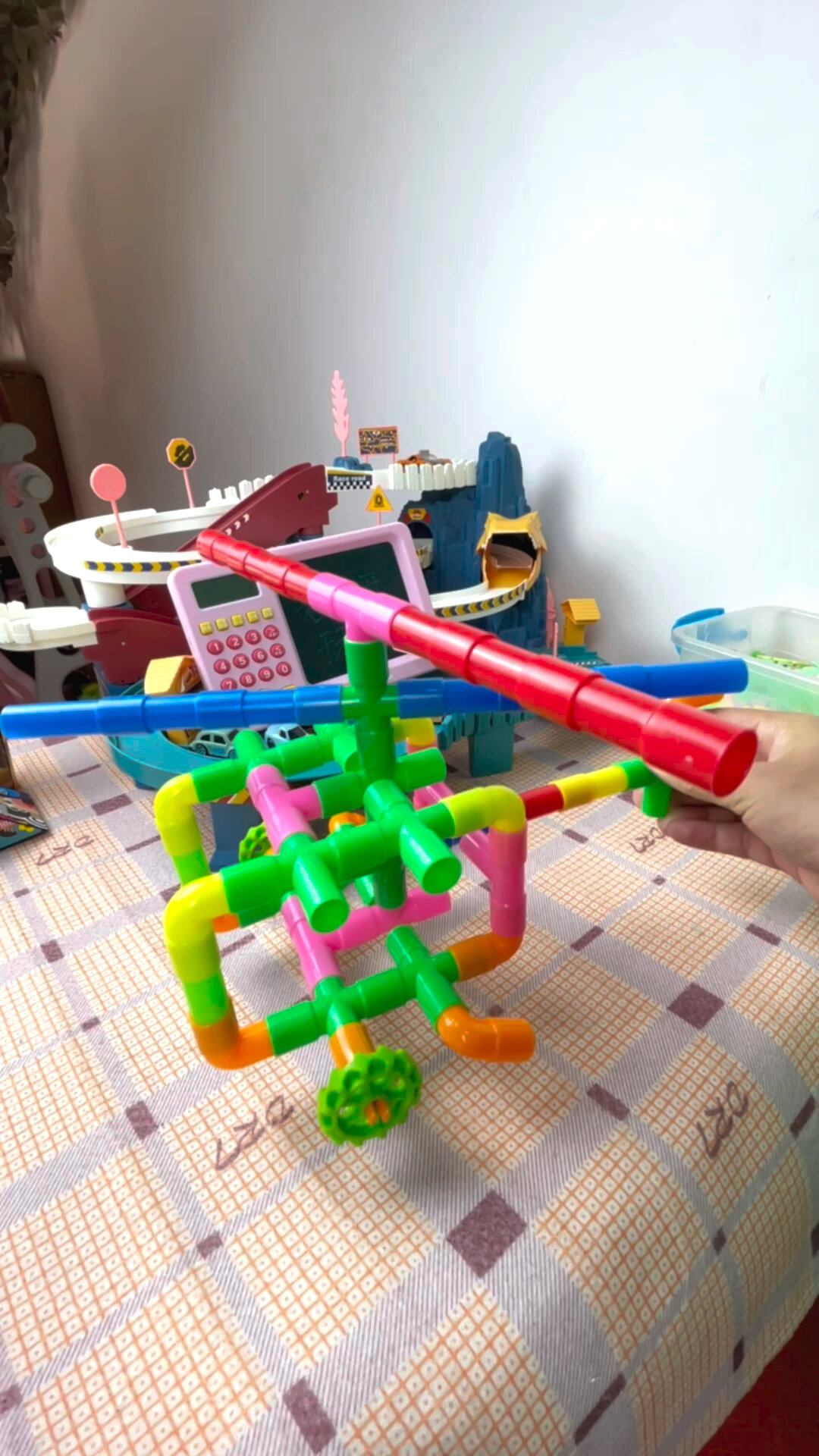 管道积木拼装直升飞机教程