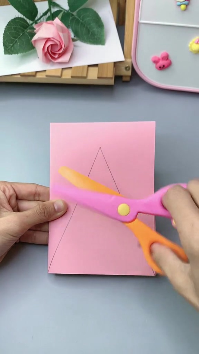 用纸做的迷你小帐篷,太有趣了