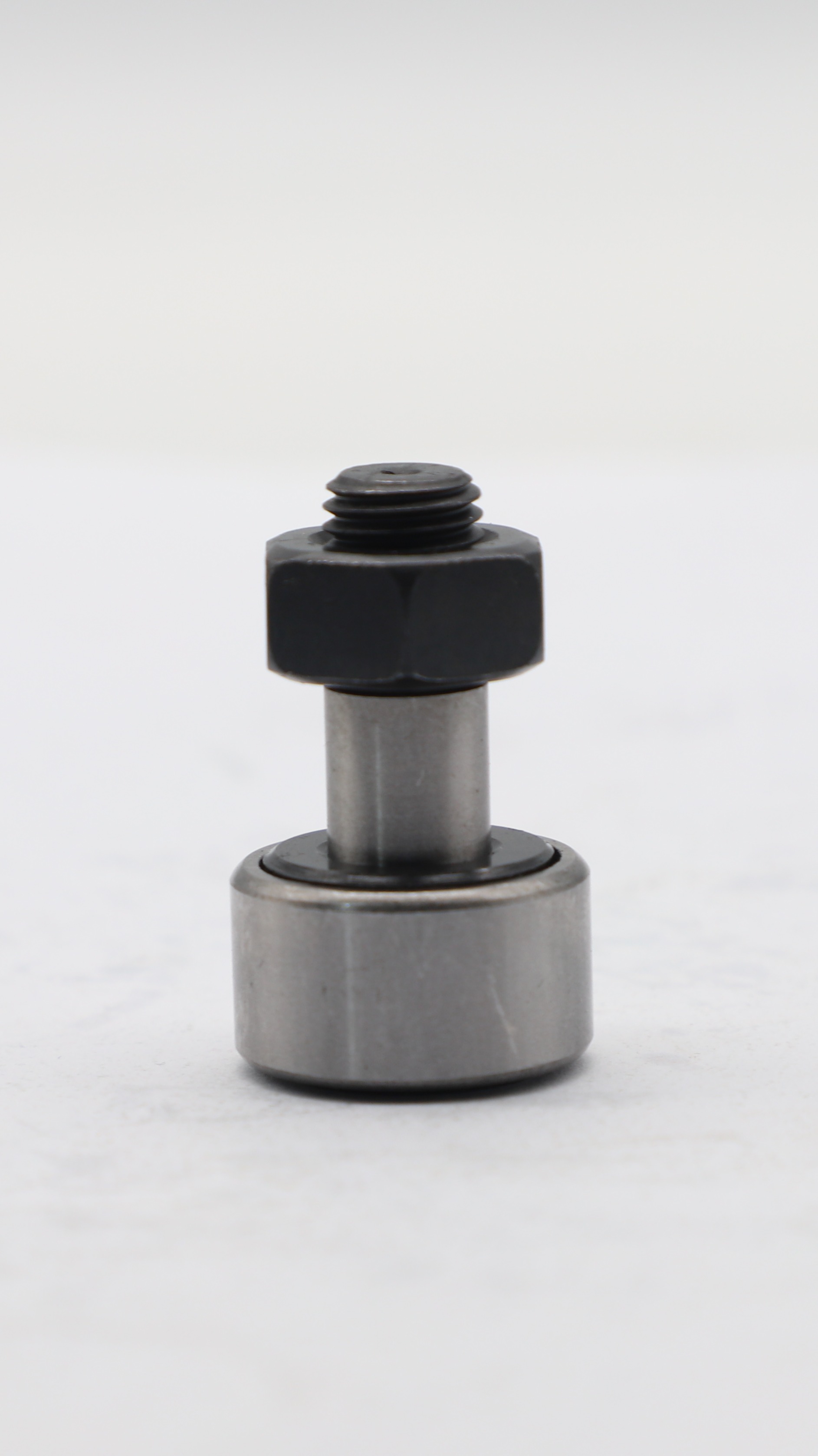 螺栓滚轮轴承的外观拍摄过程